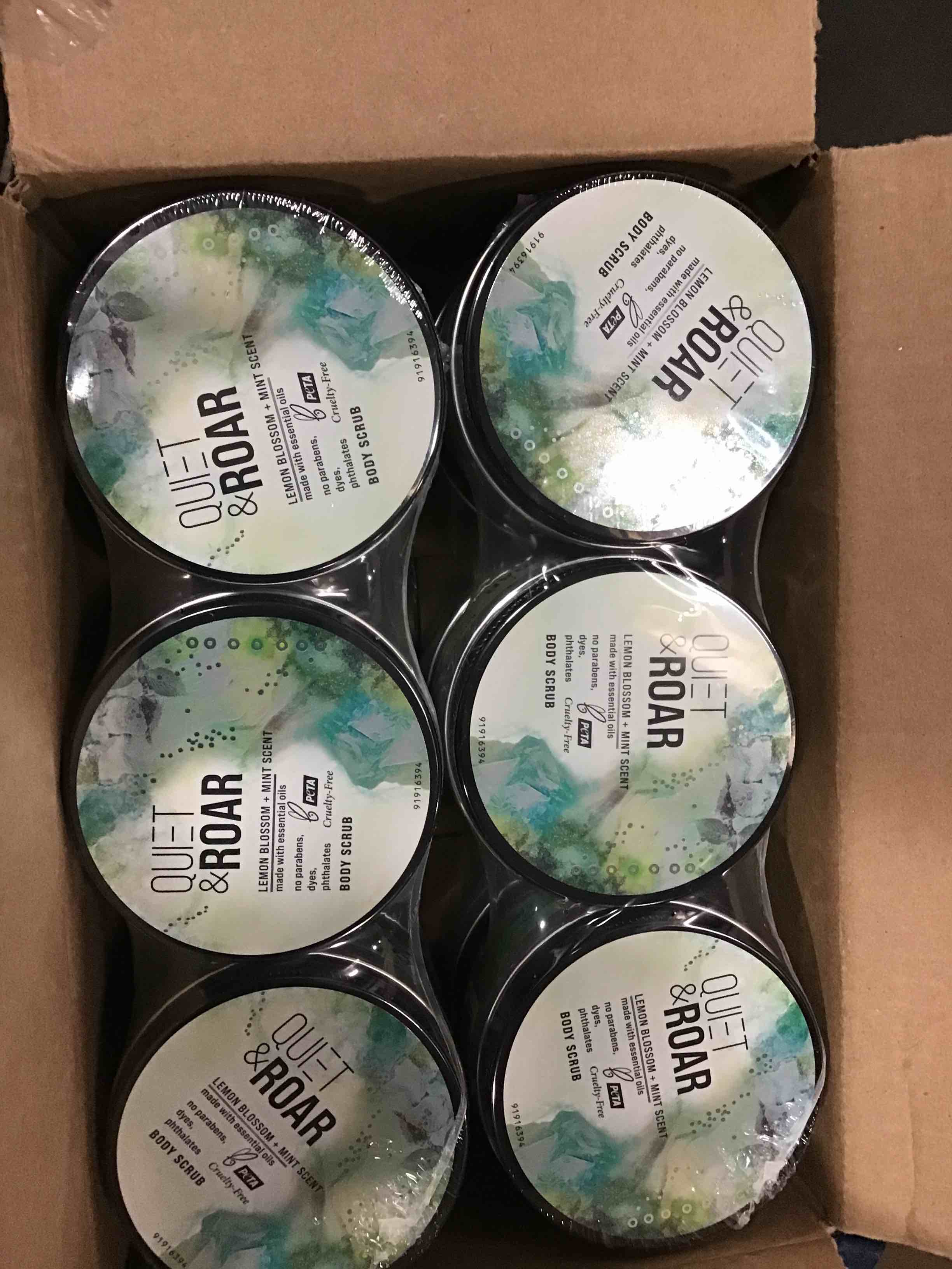https://s3.amazonaws.com/lotting-images-prod/bidfta/YEL4342723_1688390806050.jpeg