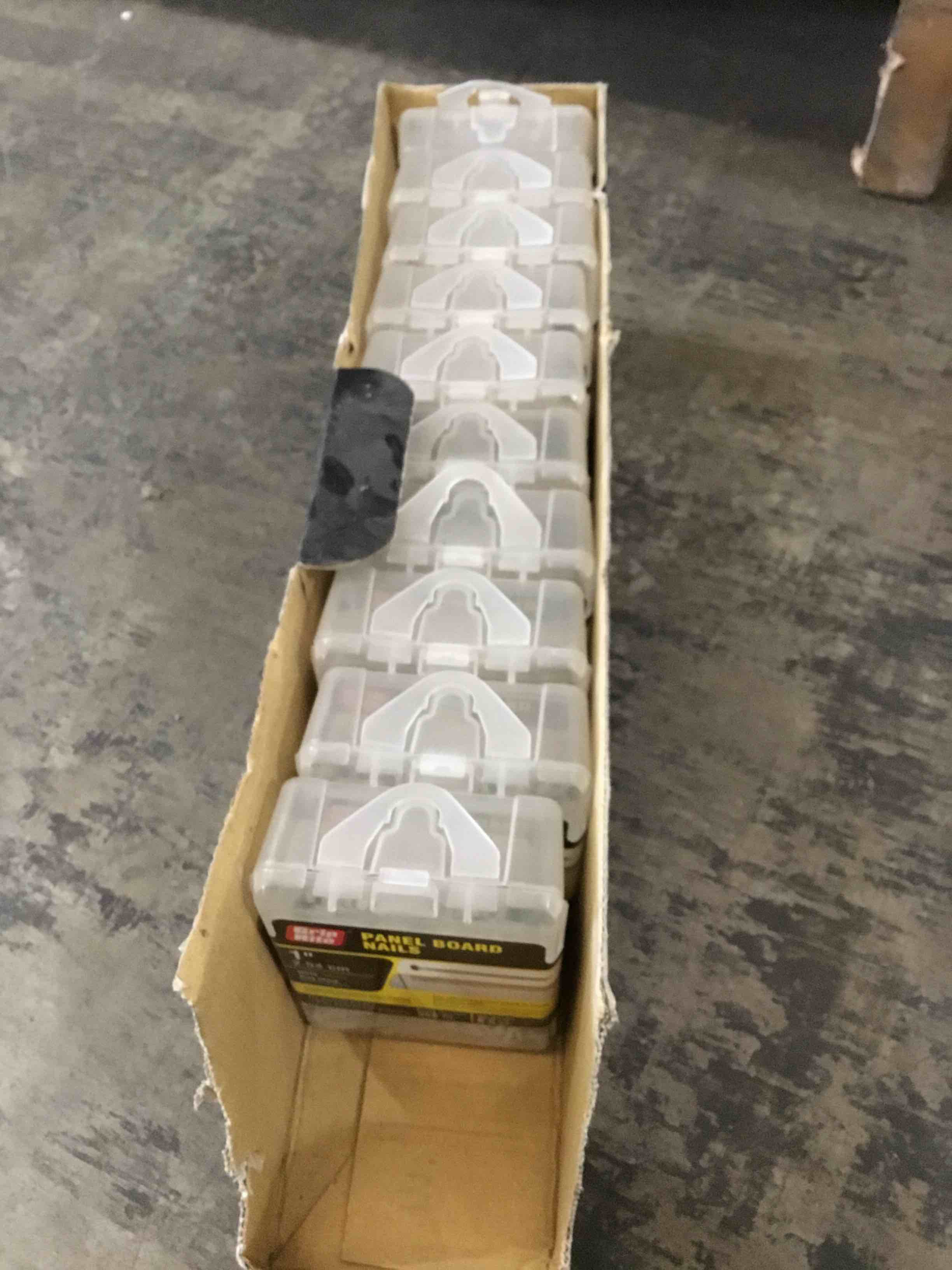 https://s3.amazonaws.com/lotting-images-prod/bidfta/YEL4394259_1686938060395.jpeg
