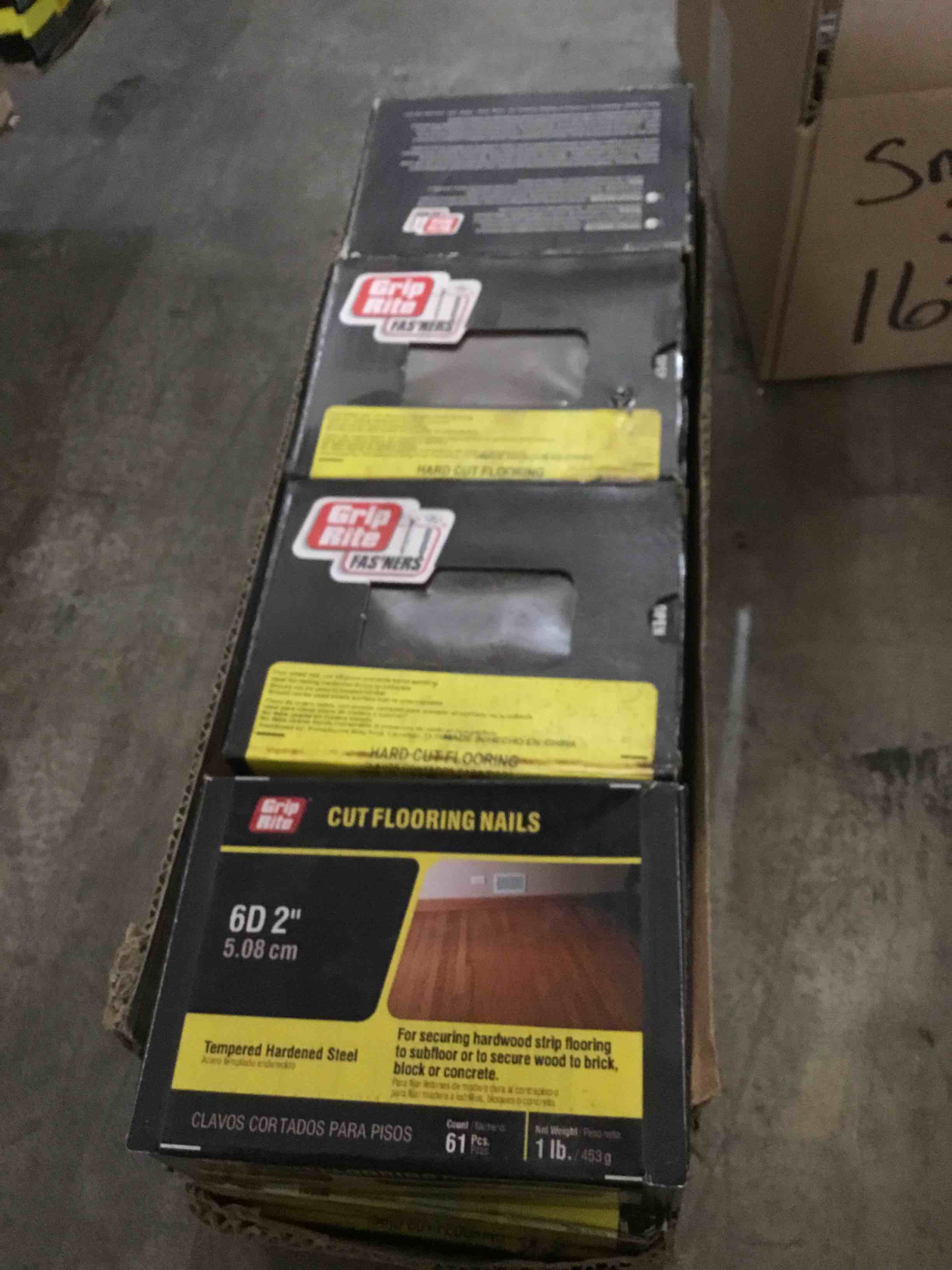 https://s3.amazonaws.com/lotting-images-prod/bidfta/YEL4394275_1686941160056.jpeg