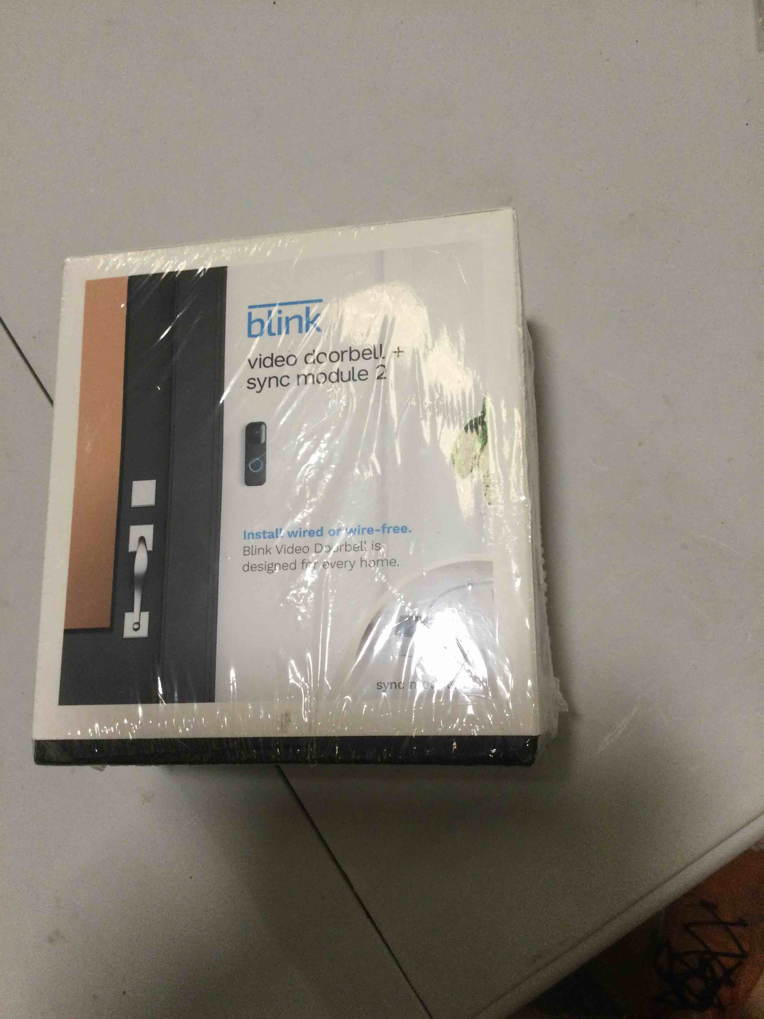 https://s3.amazonaws.com/lotting-images-prod/bidfta/YEL4439714_1689970835314.jpeg