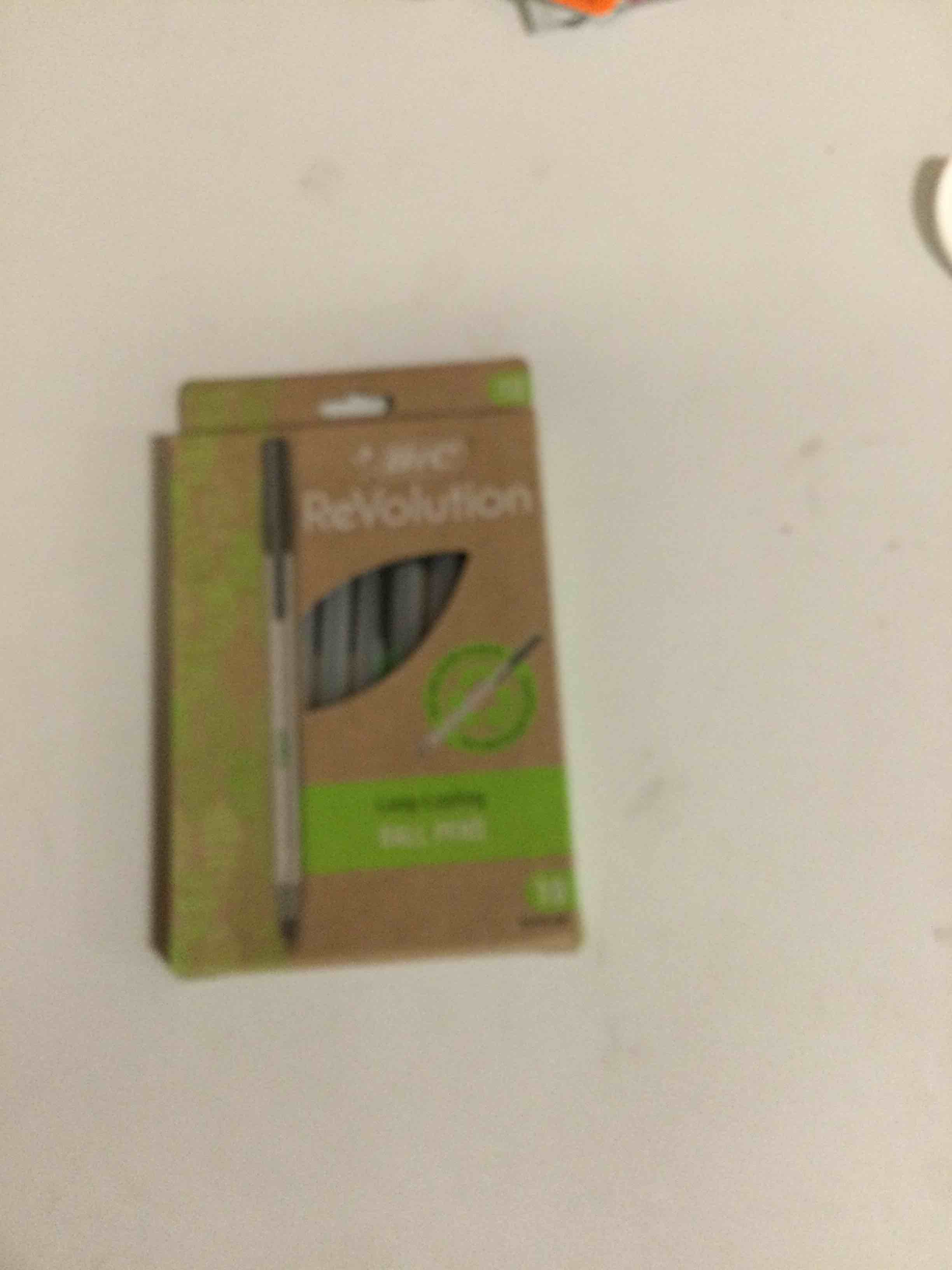 https://s3.amazonaws.com/lotting-images-prod/bidfta/YEL4440239_1691085330706.jpeg