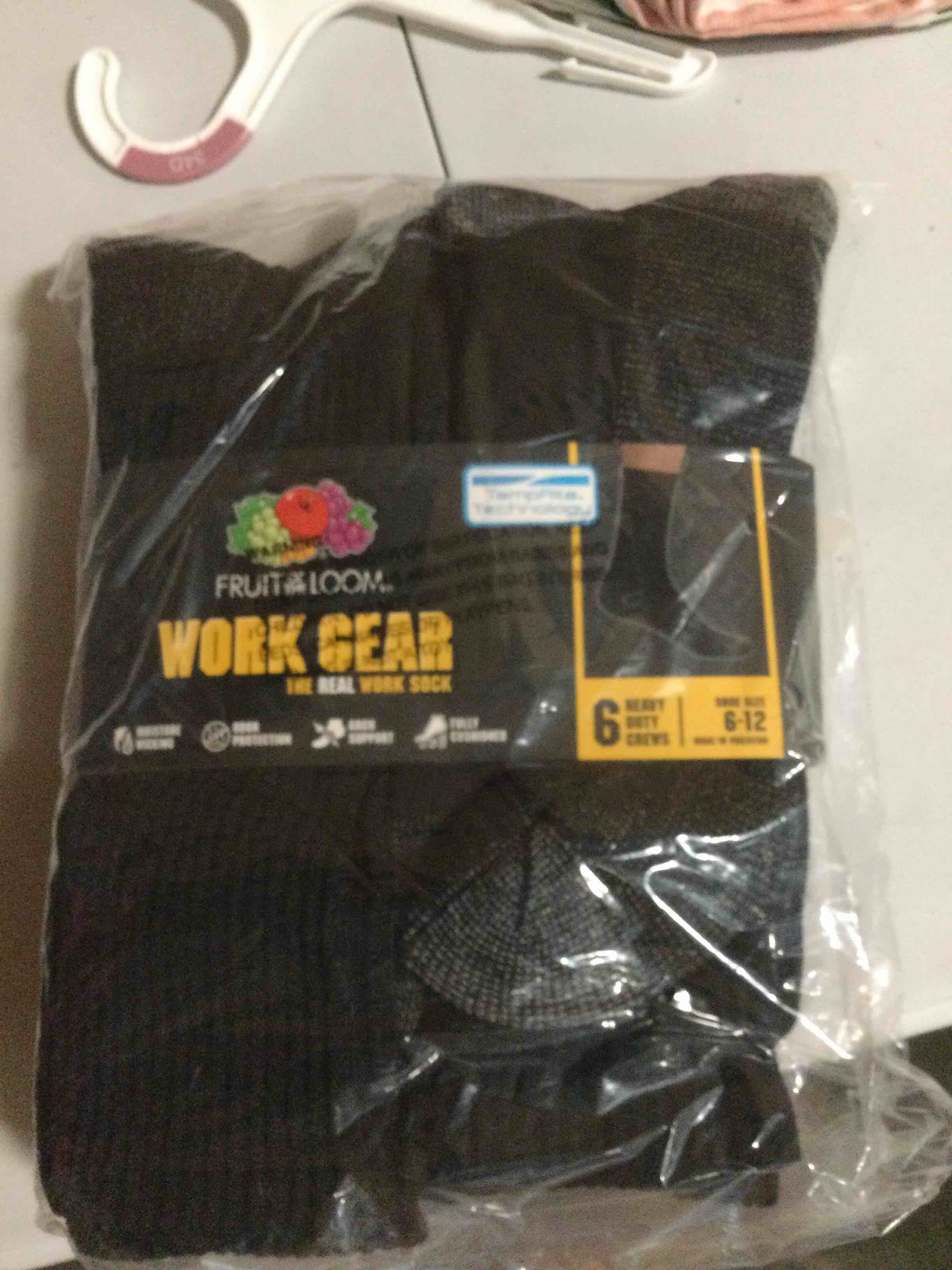 https://s3.amazonaws.com/lotting-images-prod/bidfta/YEL4440242_1691085749430.jpeg