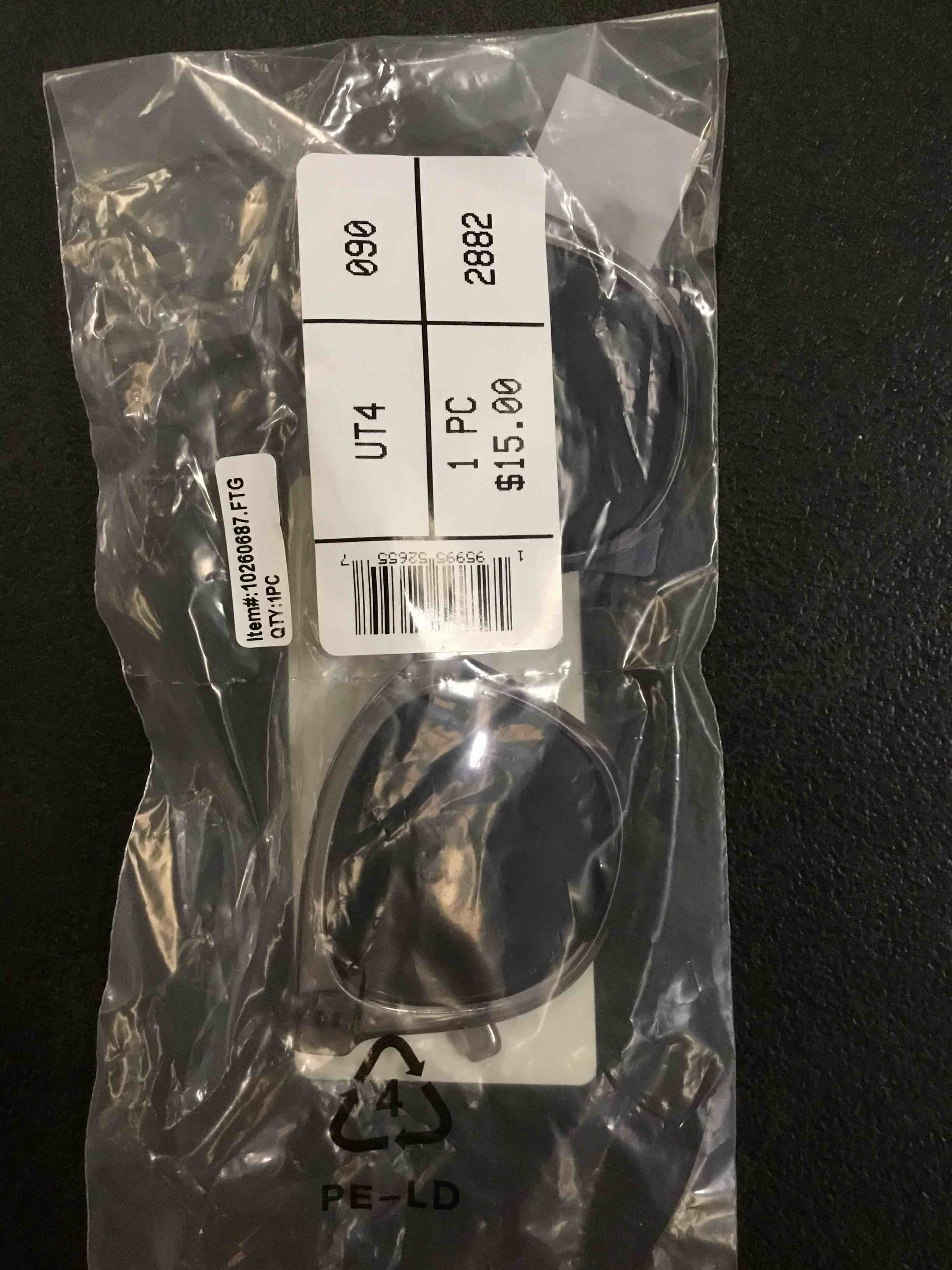 https://s3.amazonaws.com/lotting-images-prod/bidfta/YEL4441107_1686772866897.jpeg