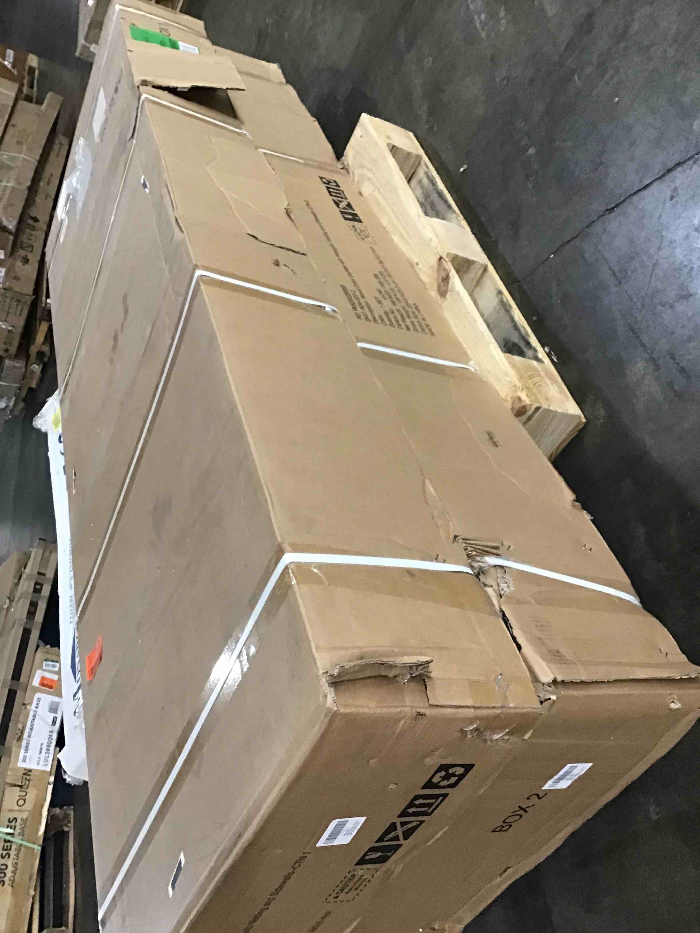 https://s3.amazonaws.com/lotting-images-prod/bidfta/YEL4444255_1688560999520.jpeg