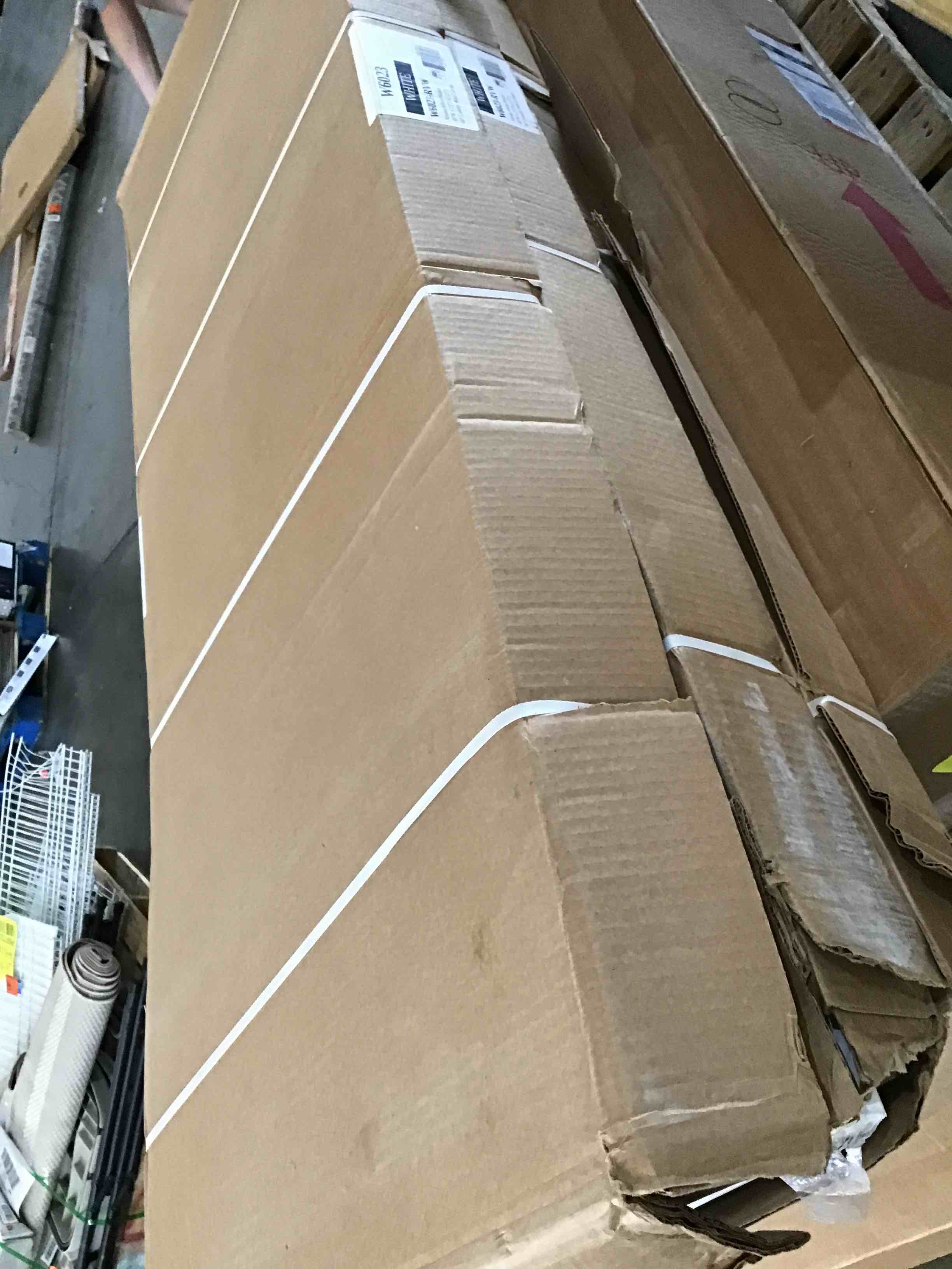https://s3.amazonaws.com/lotting-images-prod/bidfta/YEL4444763_1689192317085.jpeg