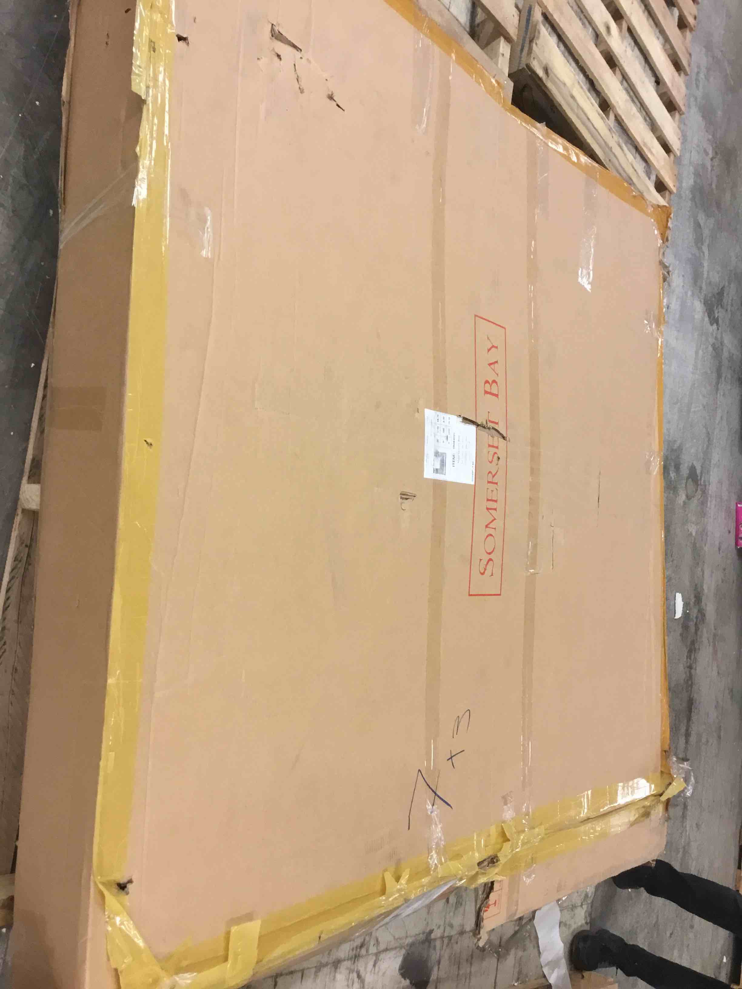 https://s3.amazonaws.com/lotting-images-prod/bidfta/YEL4463561_1685720553042.jpeg
