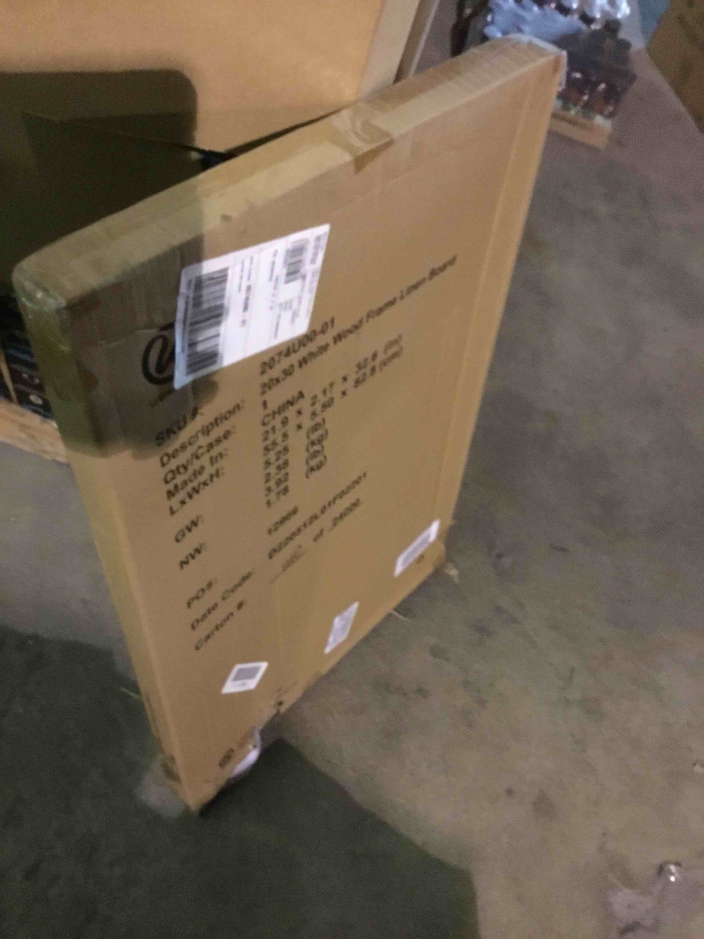 https://s3.amazonaws.com/lotting-images-prod/bidfta/YEL4540324_1700085390431.jpeg