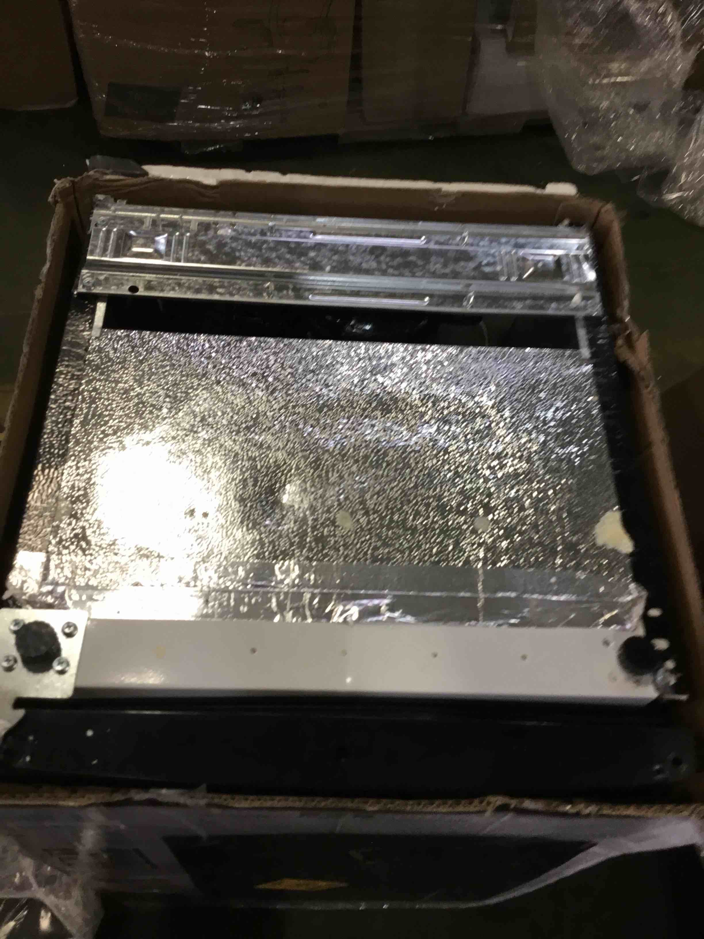https://s3.amazonaws.com/lotting-images-prod/bidfta/YEL4553546_1689190490218.jpeg