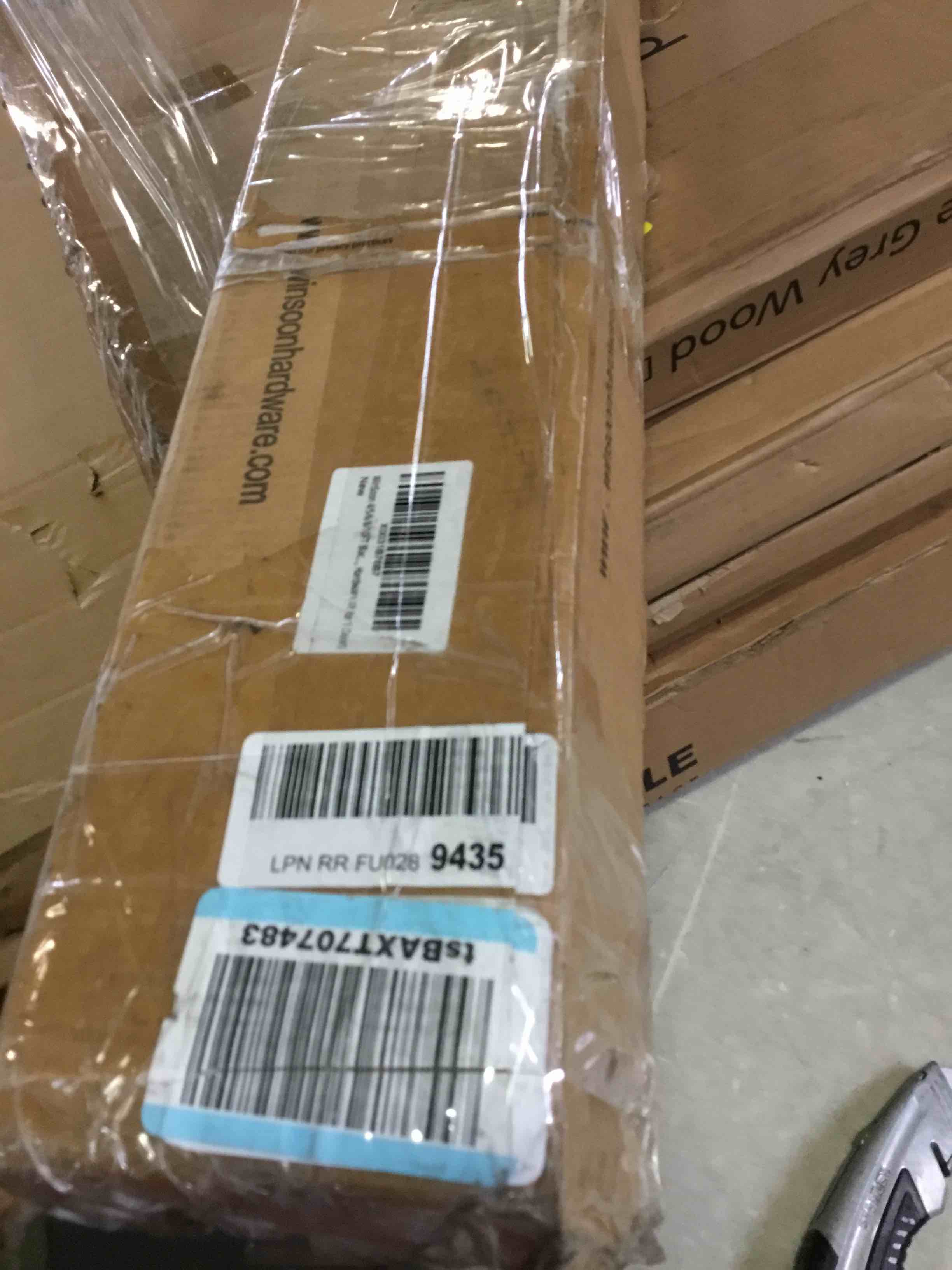 https://s3.amazonaws.com/lotting-images-prod/bidfta/YEL4553667_1689263256165.jpeg