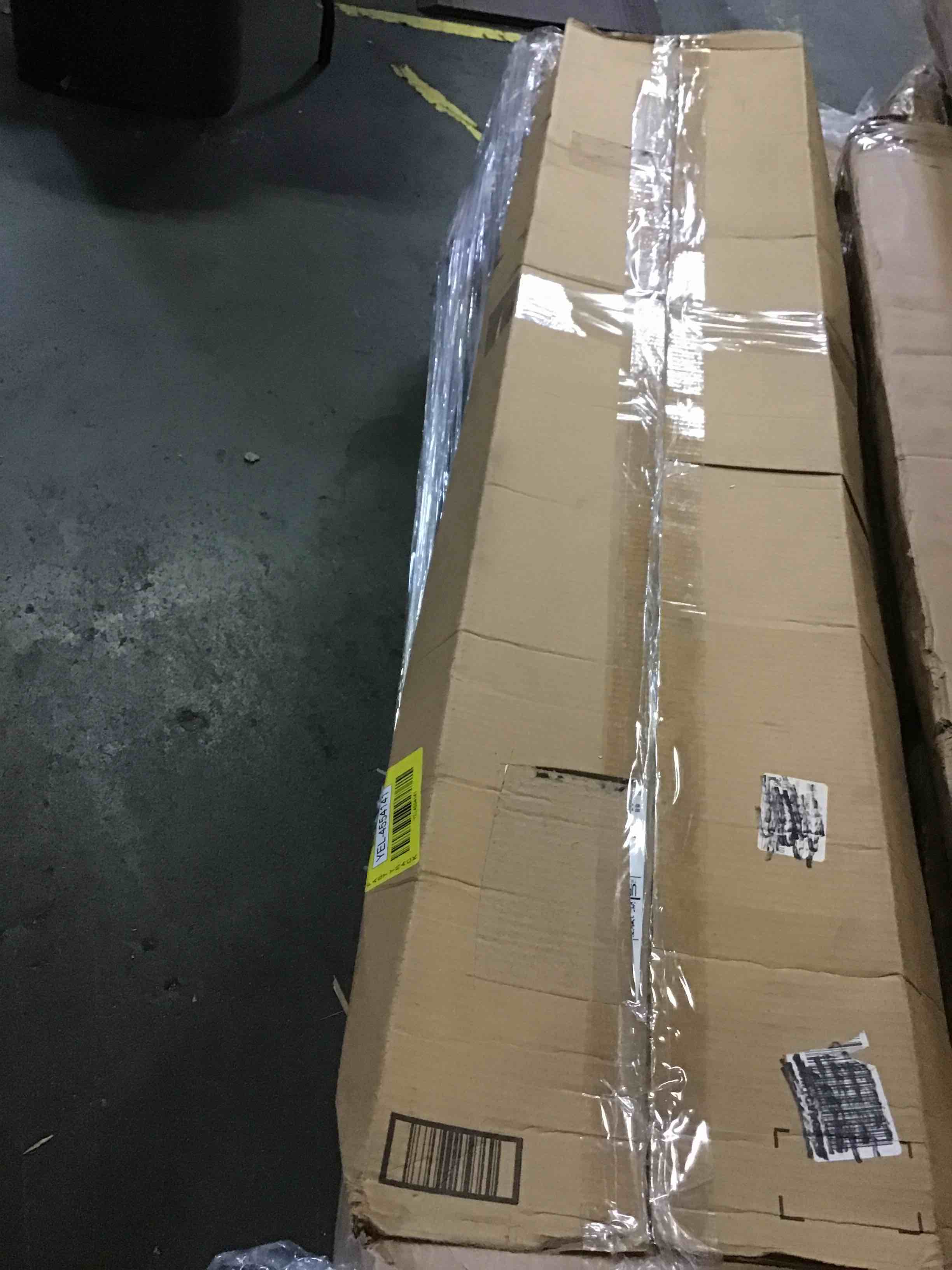 https://s3.amazonaws.com/lotting-images-prod/bidfta/YEL4554141_1689876646909.jpeg