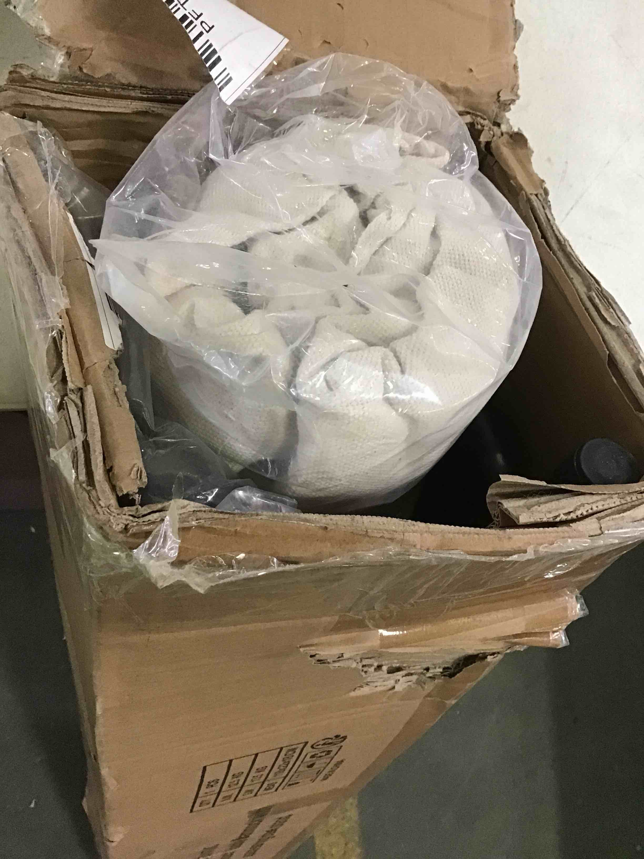 https://s3.amazonaws.com/lotting-images-prod/bidfta/YEL4554626_1689089901619.jpeg