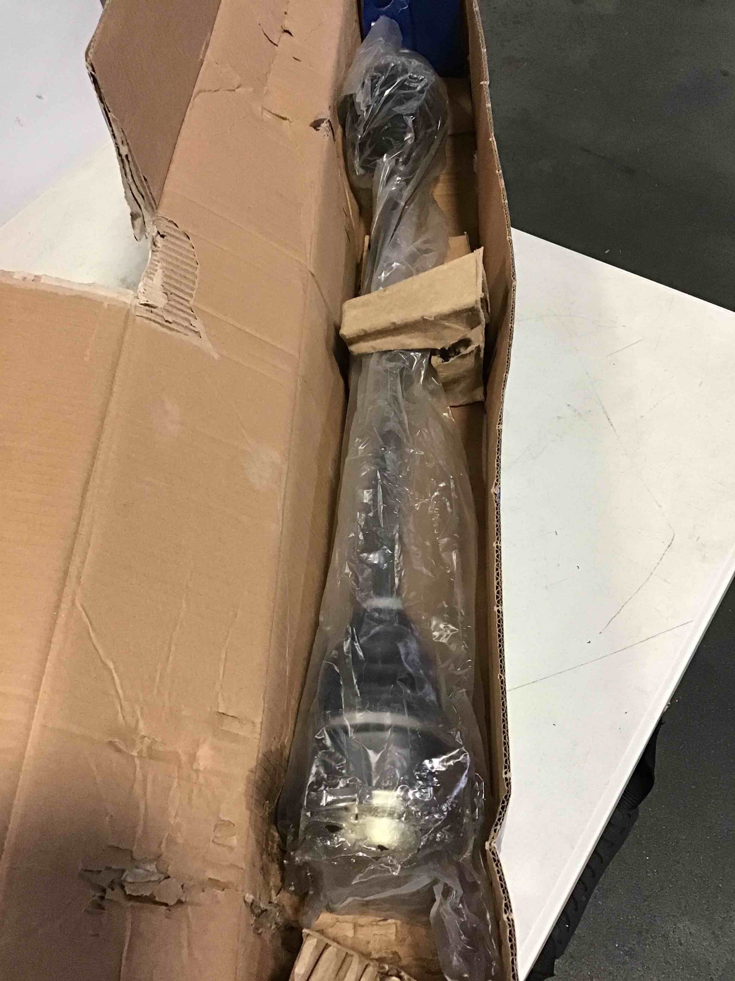 https://s3.amazonaws.com/lotting-images-prod/bidfta/YEL4554742_1689169489205.jpeg