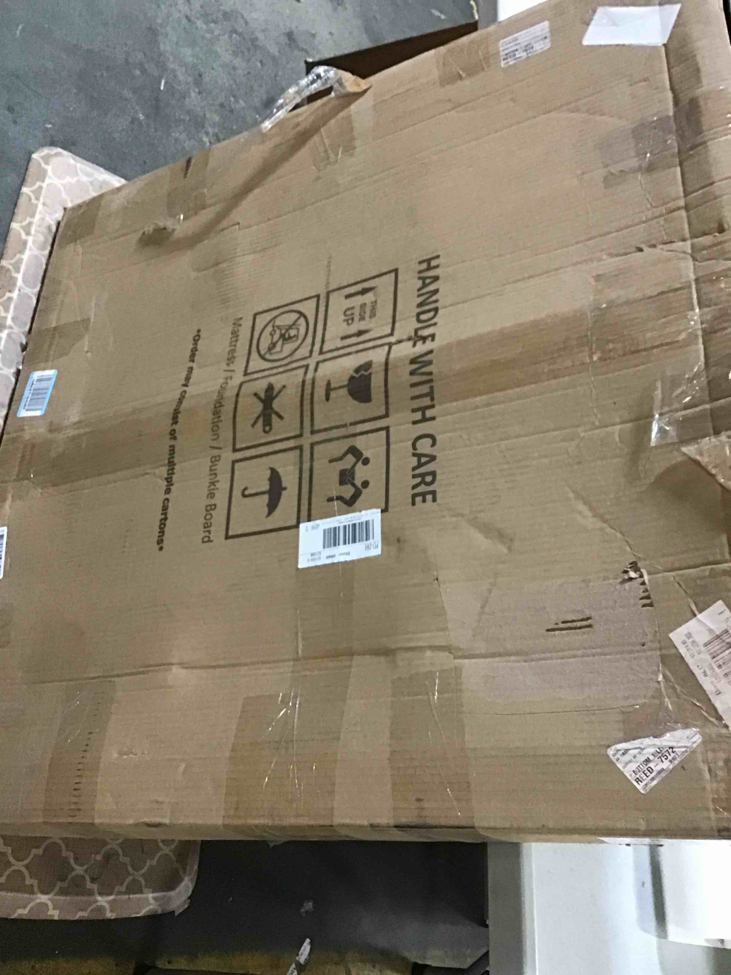 https://s3.amazonaws.com/lotting-images-prod/bidfta/YEL4555826_1689767426776.jpeg