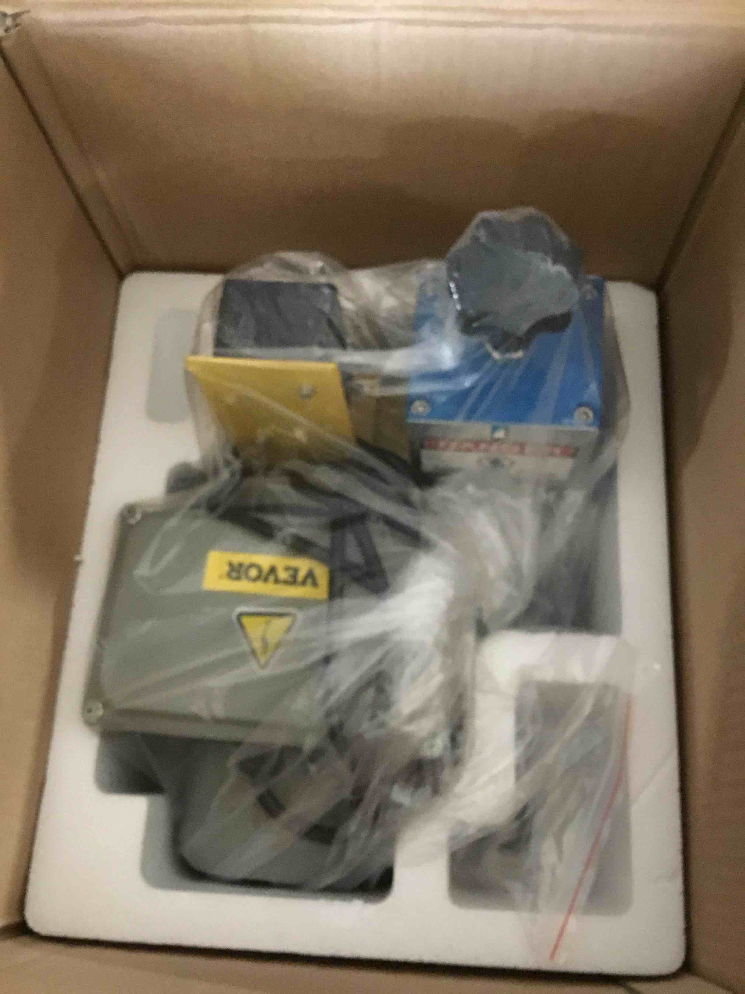https://s3.amazonaws.com/lotting-images-prod/bidfta/YEL4565274_1691093656139.jpeg