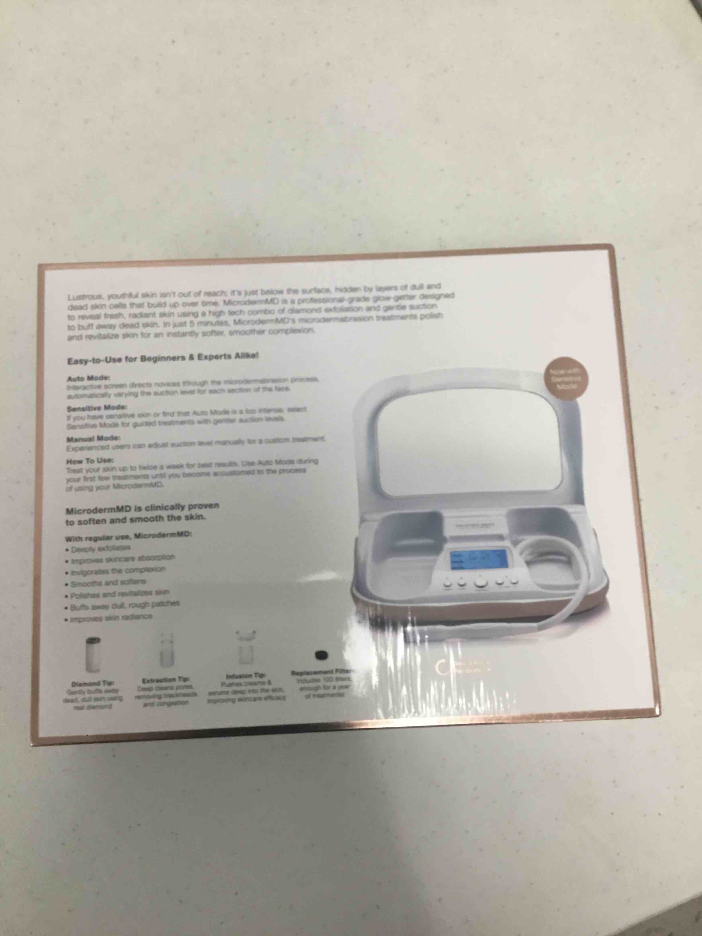 https://s3.amazonaws.com/lotting-images-prod/bidfta/YEL4566210_1733251178560.jpeg