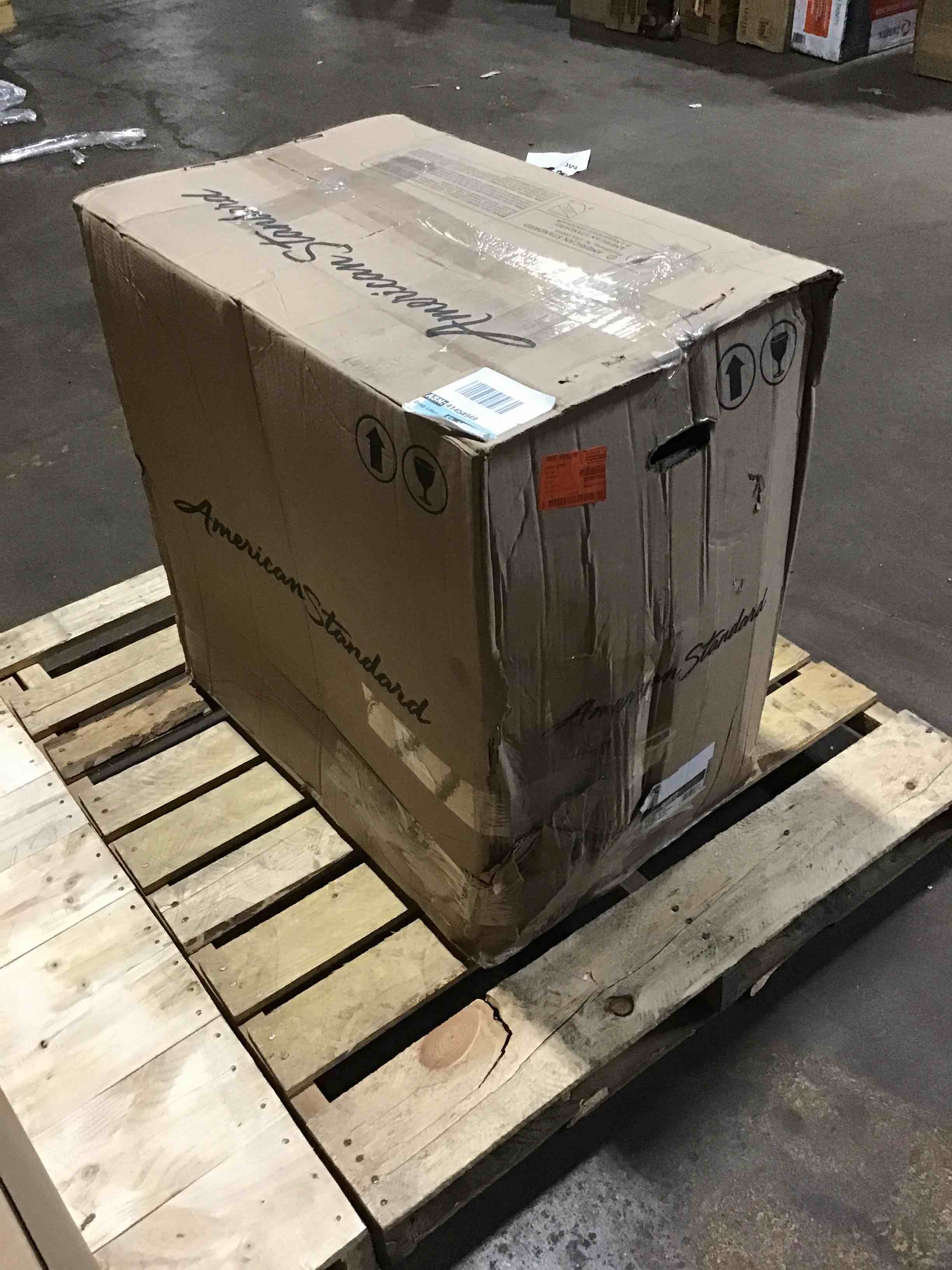 https://s3.amazonaws.com/lotting-images-prod/bidfta/YEL4567231_1691506009243.jpeg