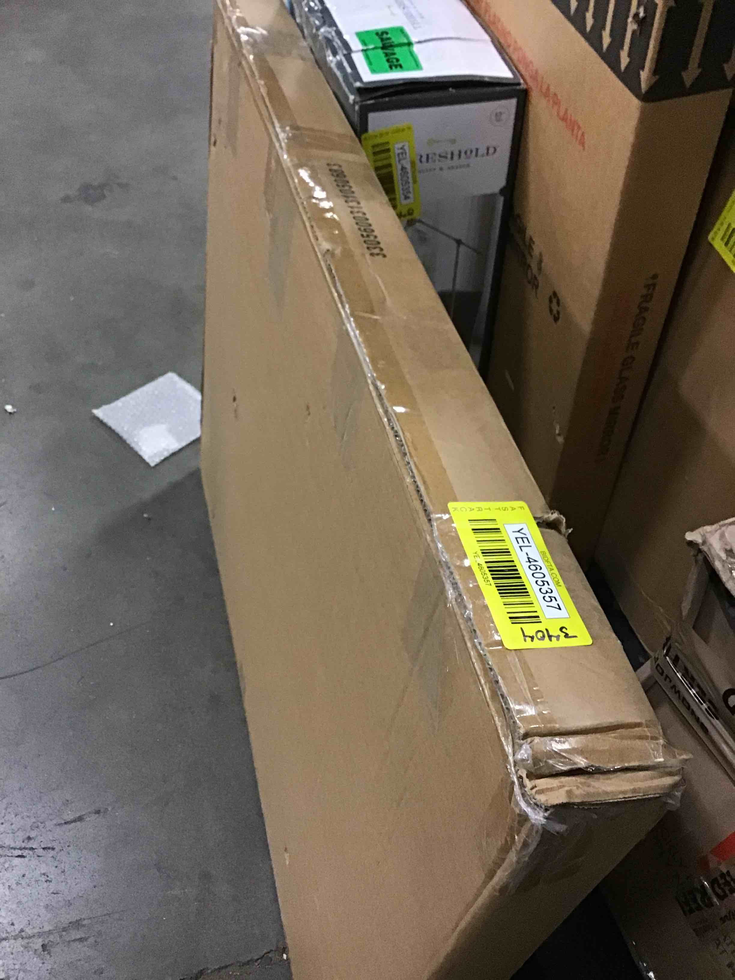https://s3.amazonaws.com/lotting-images-prod/bidfta/YEL4605357_1688052323521.jpeg