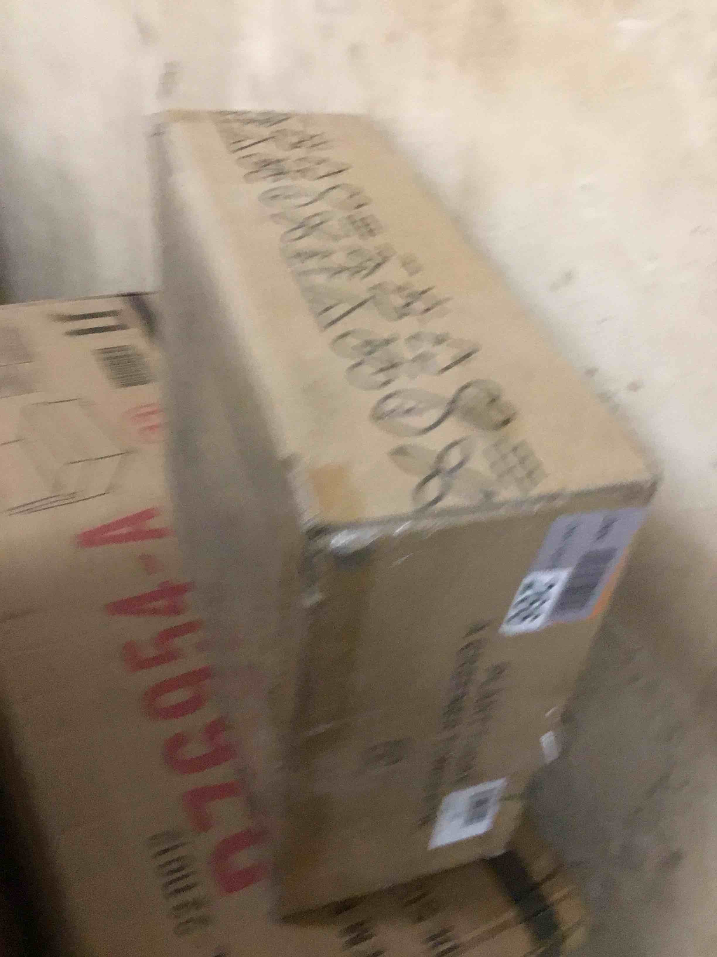 https://s3.amazonaws.com/lotting-images-prod/bidfta/YEL4613721_1686148485902.jpeg
