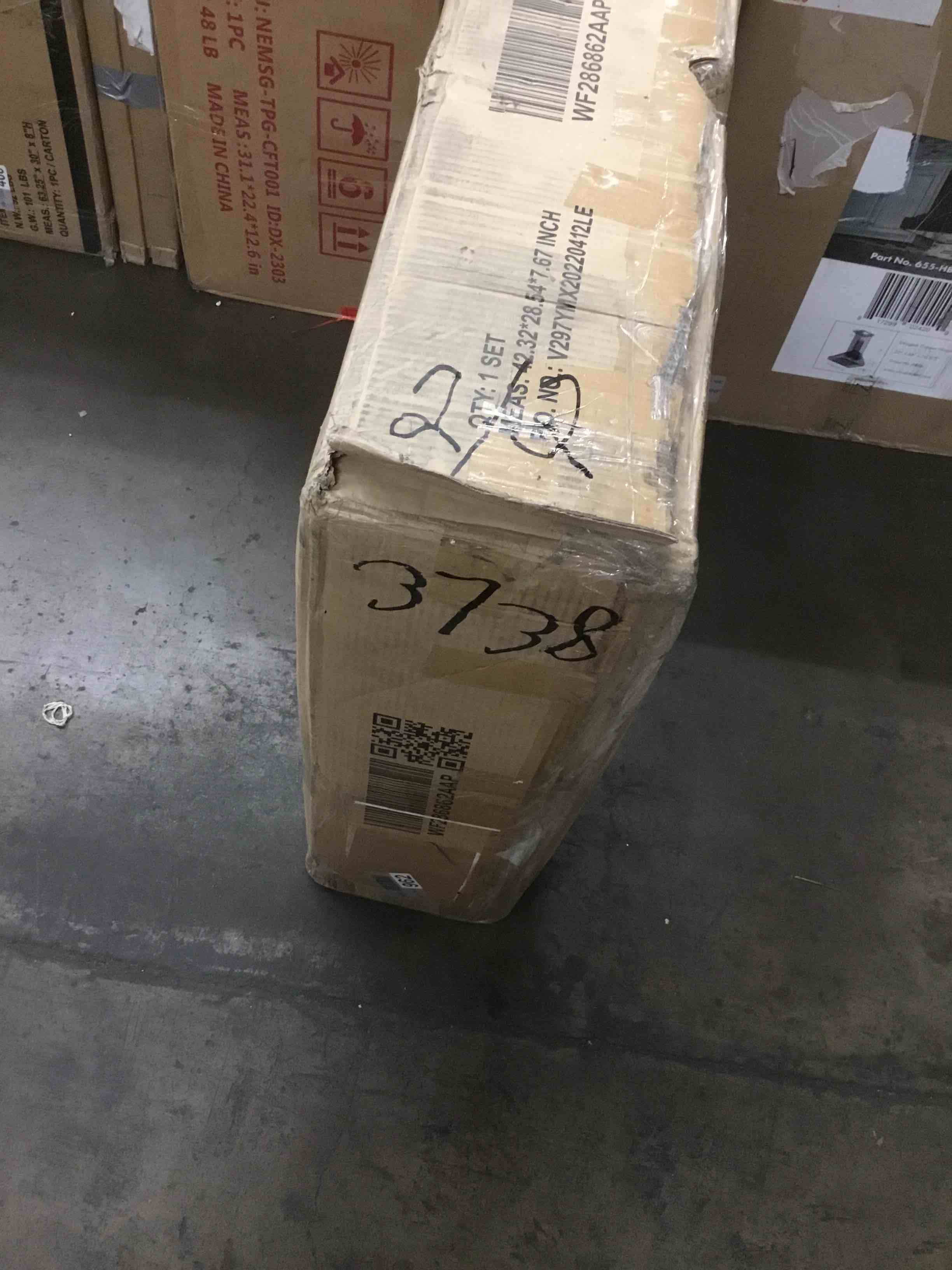 https://s3.amazonaws.com/lotting-images-prod/bidfta/YEL4613738_1686234827861.jpeg