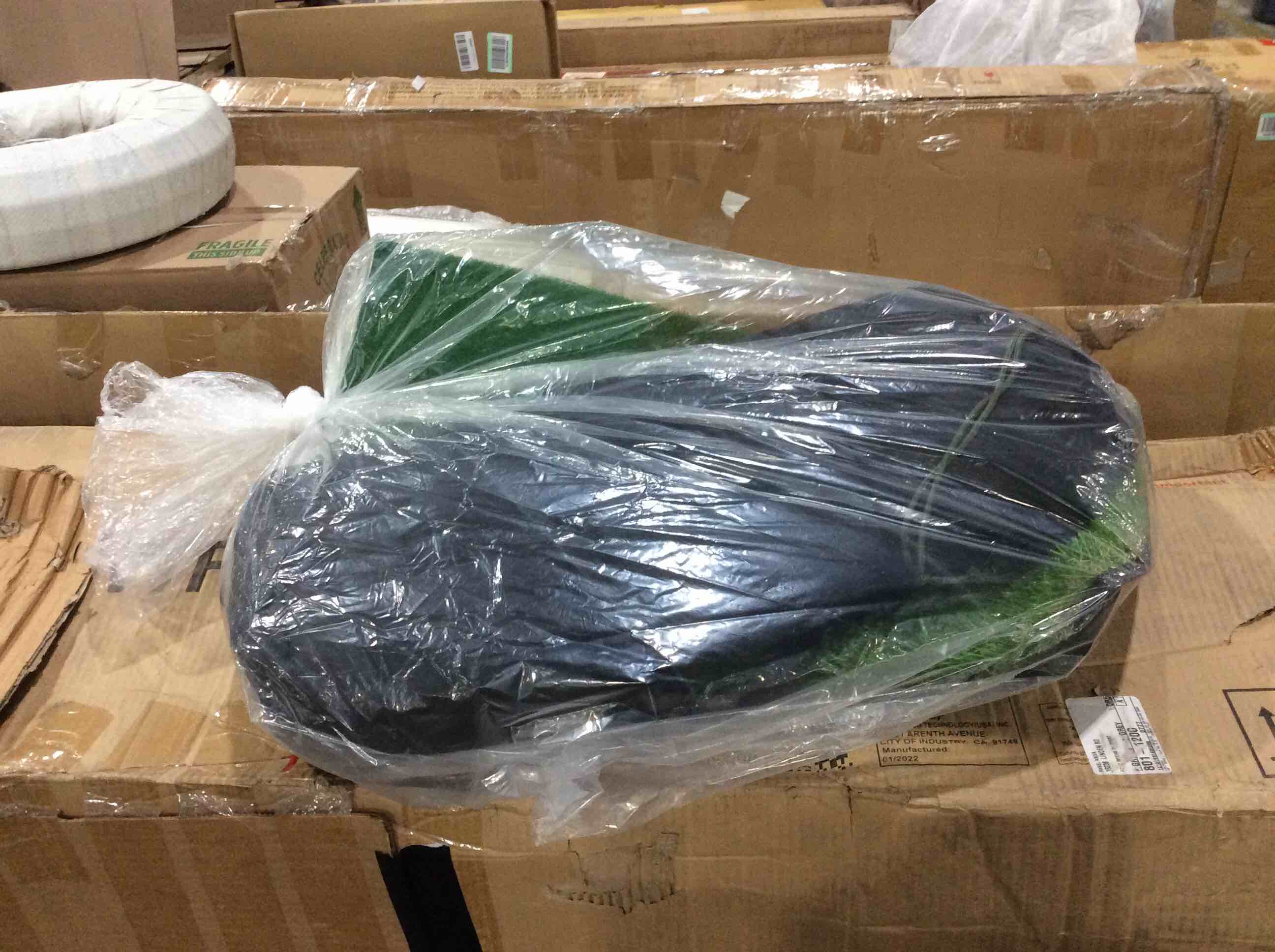 https://s3.amazonaws.com/lotting-images-prod/bidfta/YEL4629242_1688396110556.jpeg