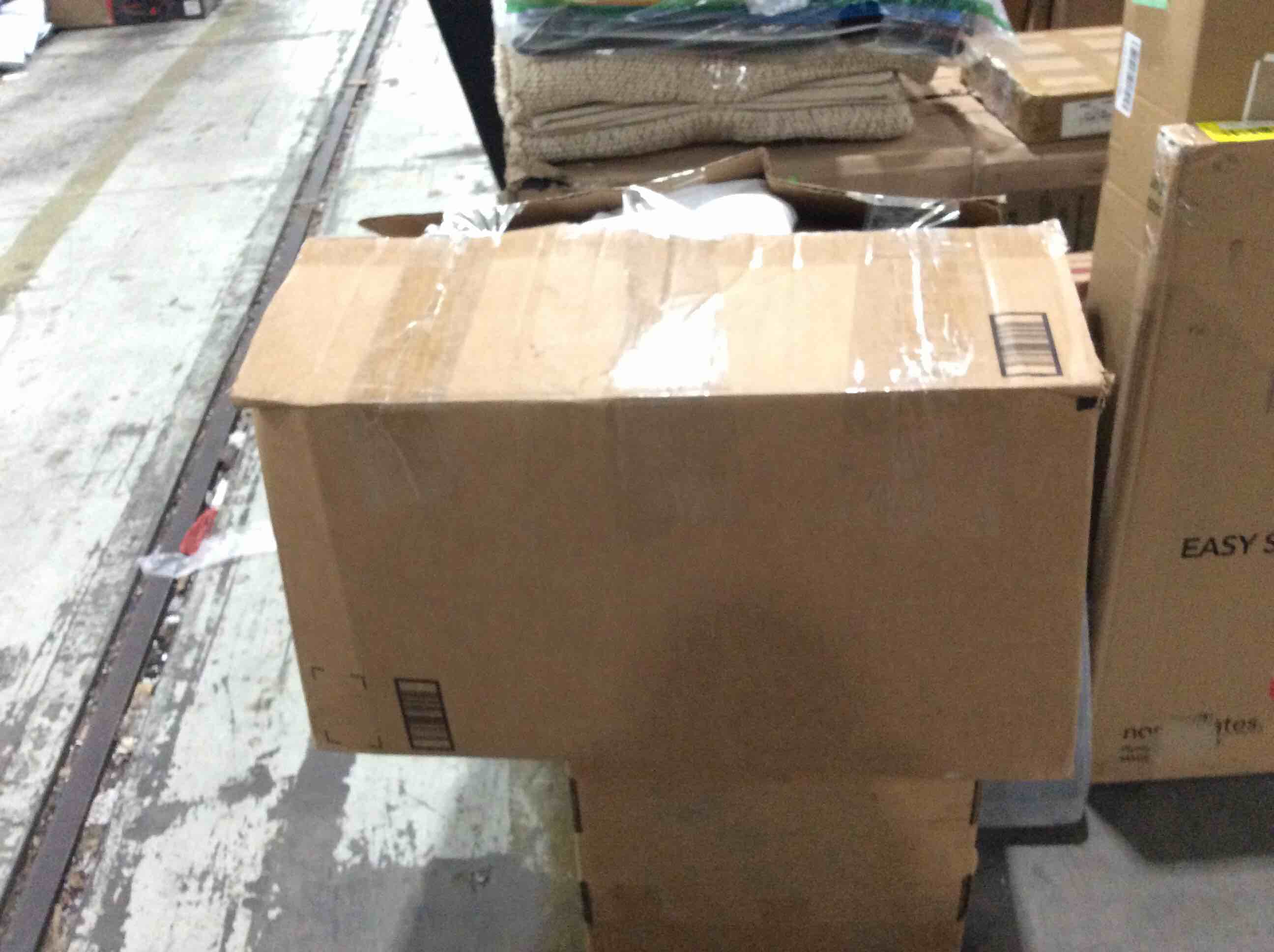 https://s3.amazonaws.com/lotting-images-prod/bidfta/YEL4629337_1688997027222.jpeg