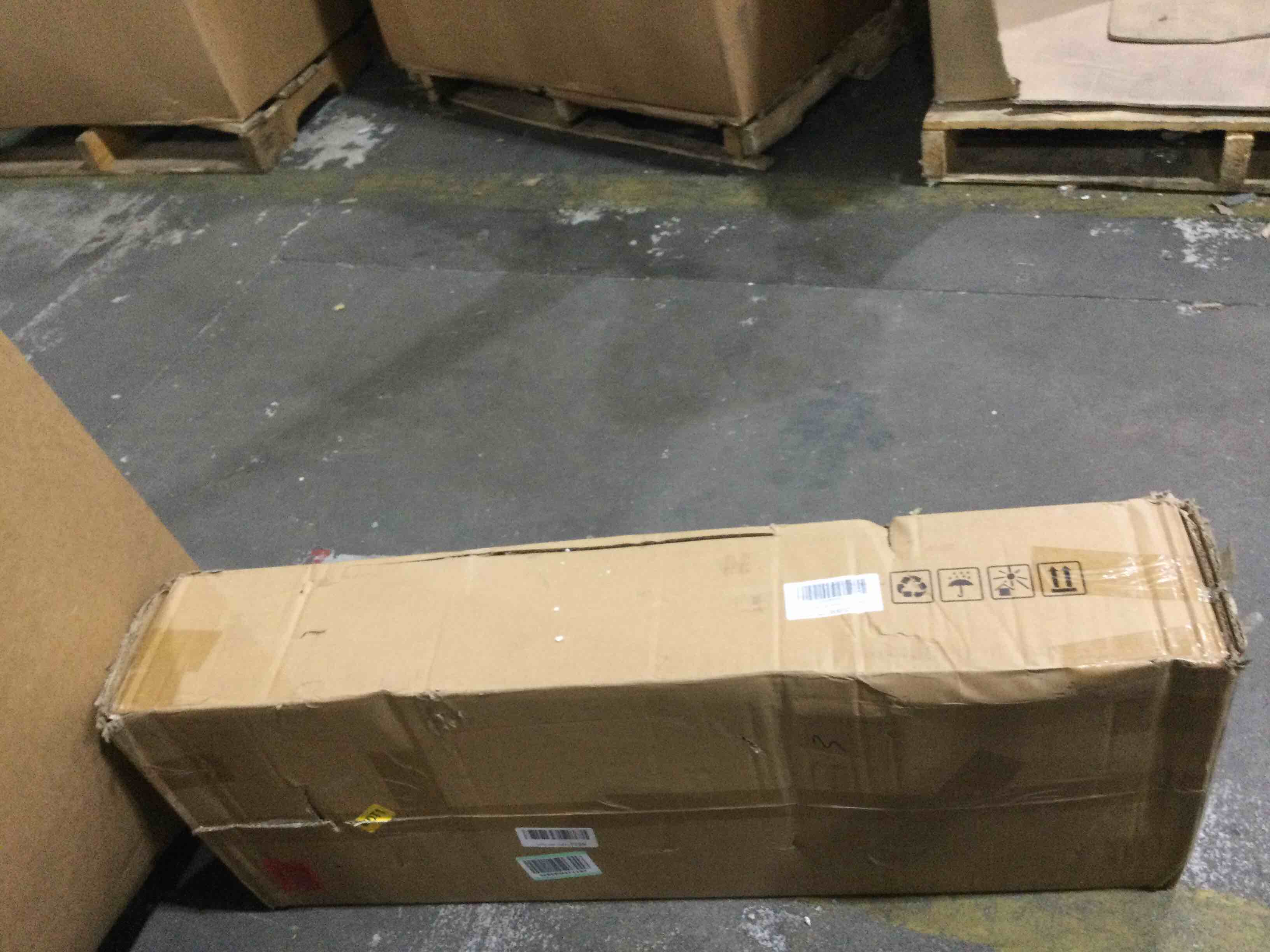 https://s3.amazonaws.com/lotting-images-prod/bidfta/YEL4630106_1686067661217.jpeg