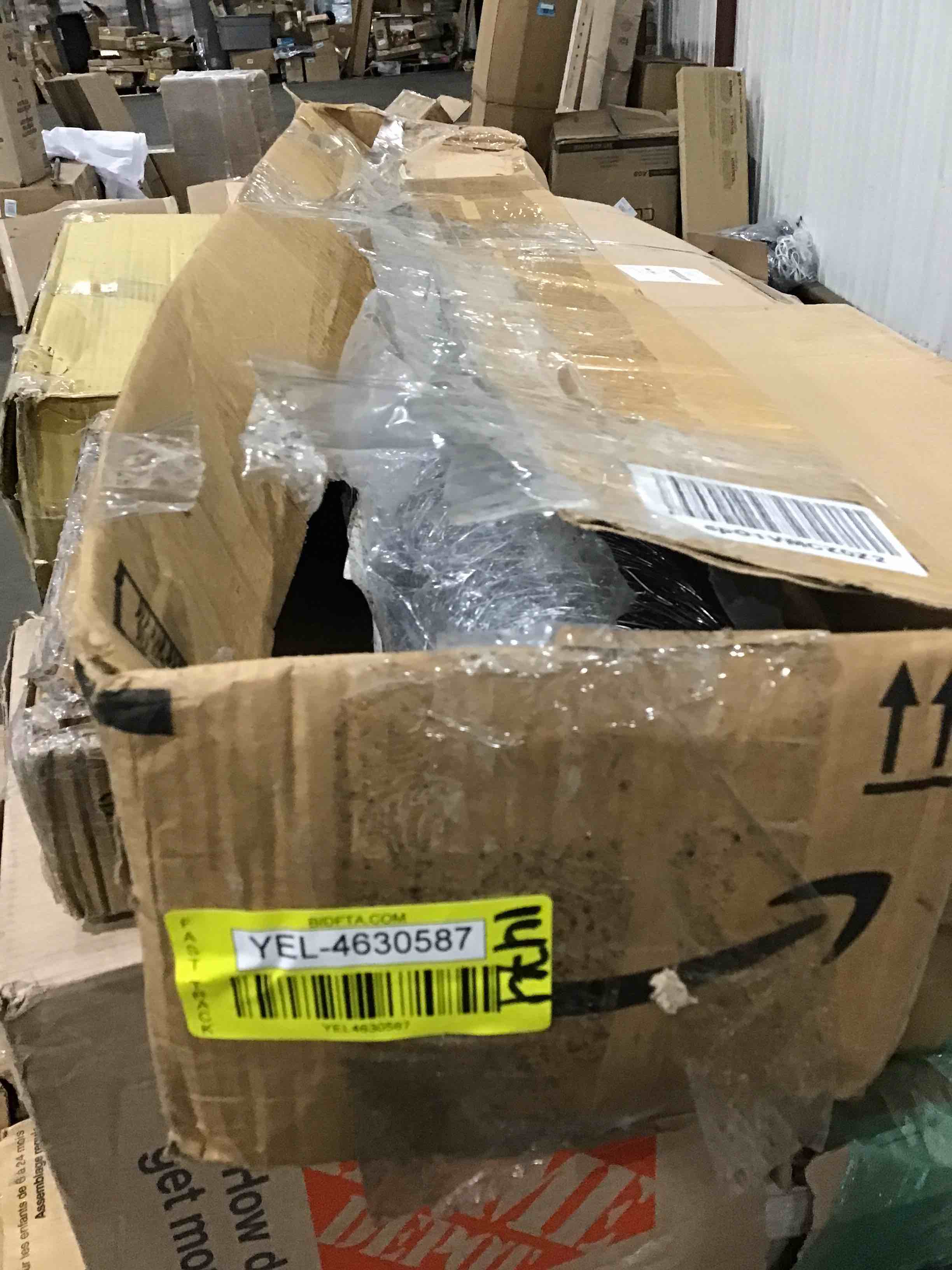 https://s3.amazonaws.com/lotting-images-prod/bidfta/YEL4630587_1686752231256.jpeg