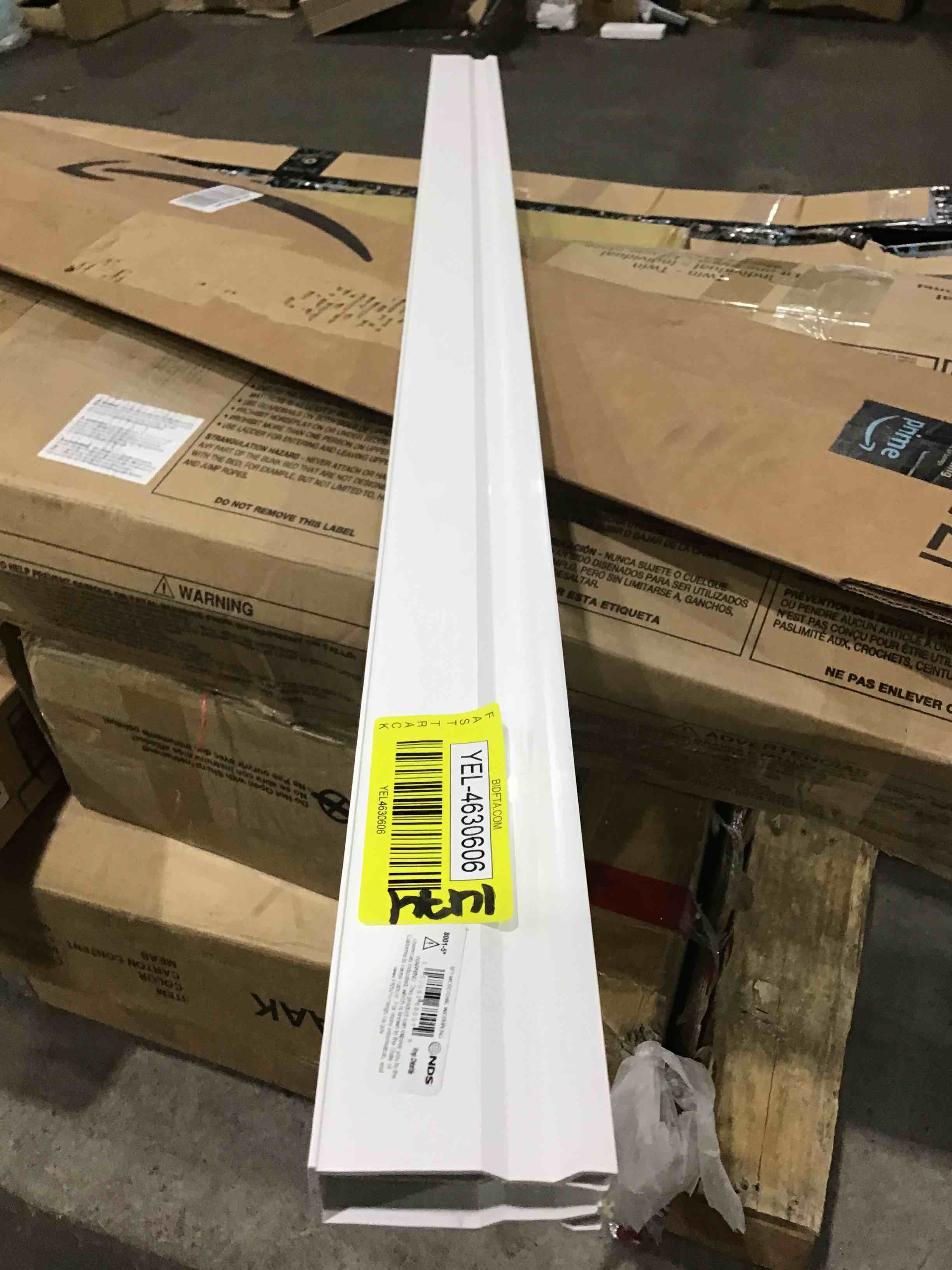 https://s3.amazonaws.com/lotting-images-prod/bidfta/YEL4630606_1686754498404.jpeg