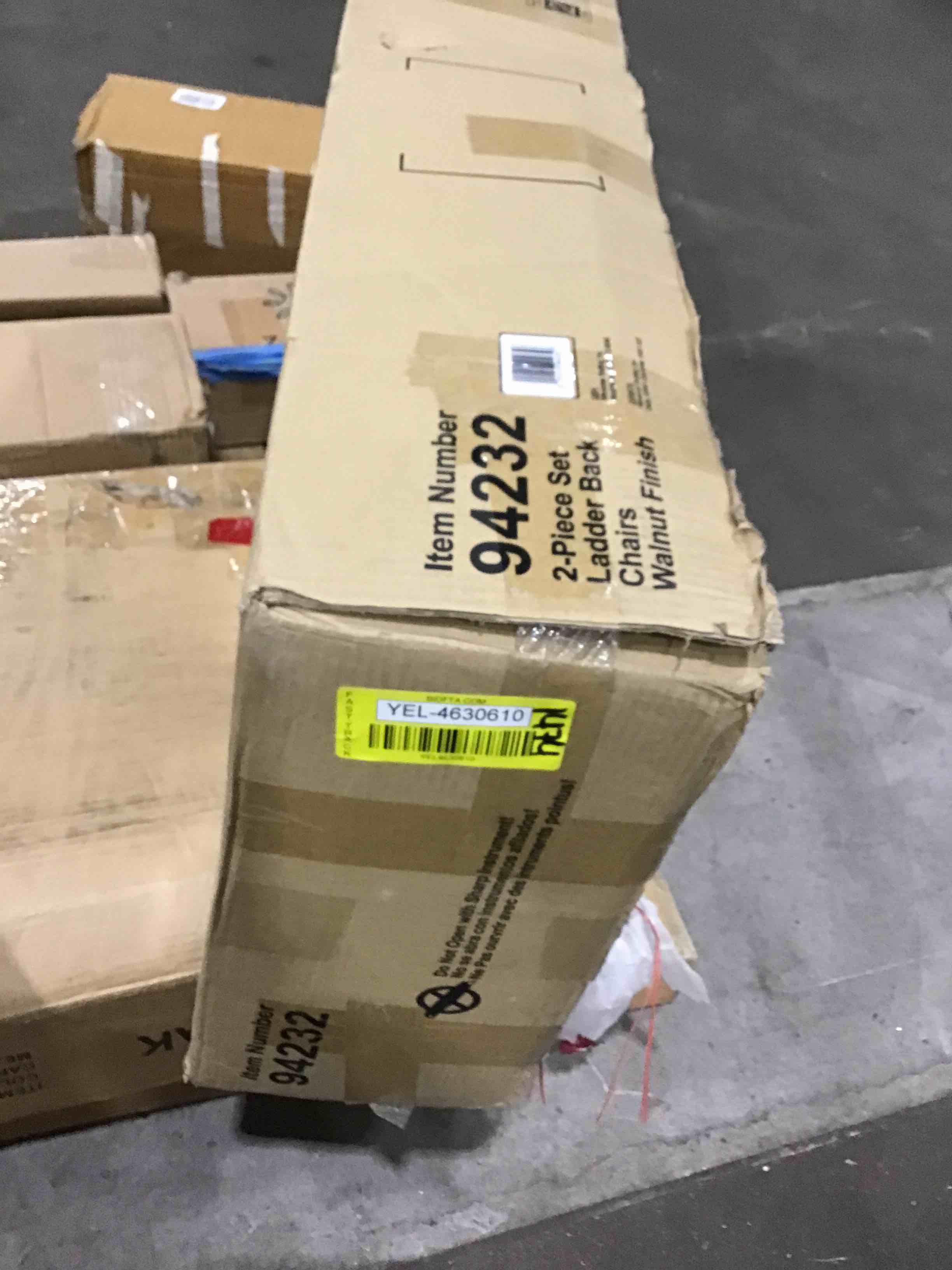https://s3.amazonaws.com/lotting-images-prod/bidfta/YEL4630610_1686756100371.jpeg