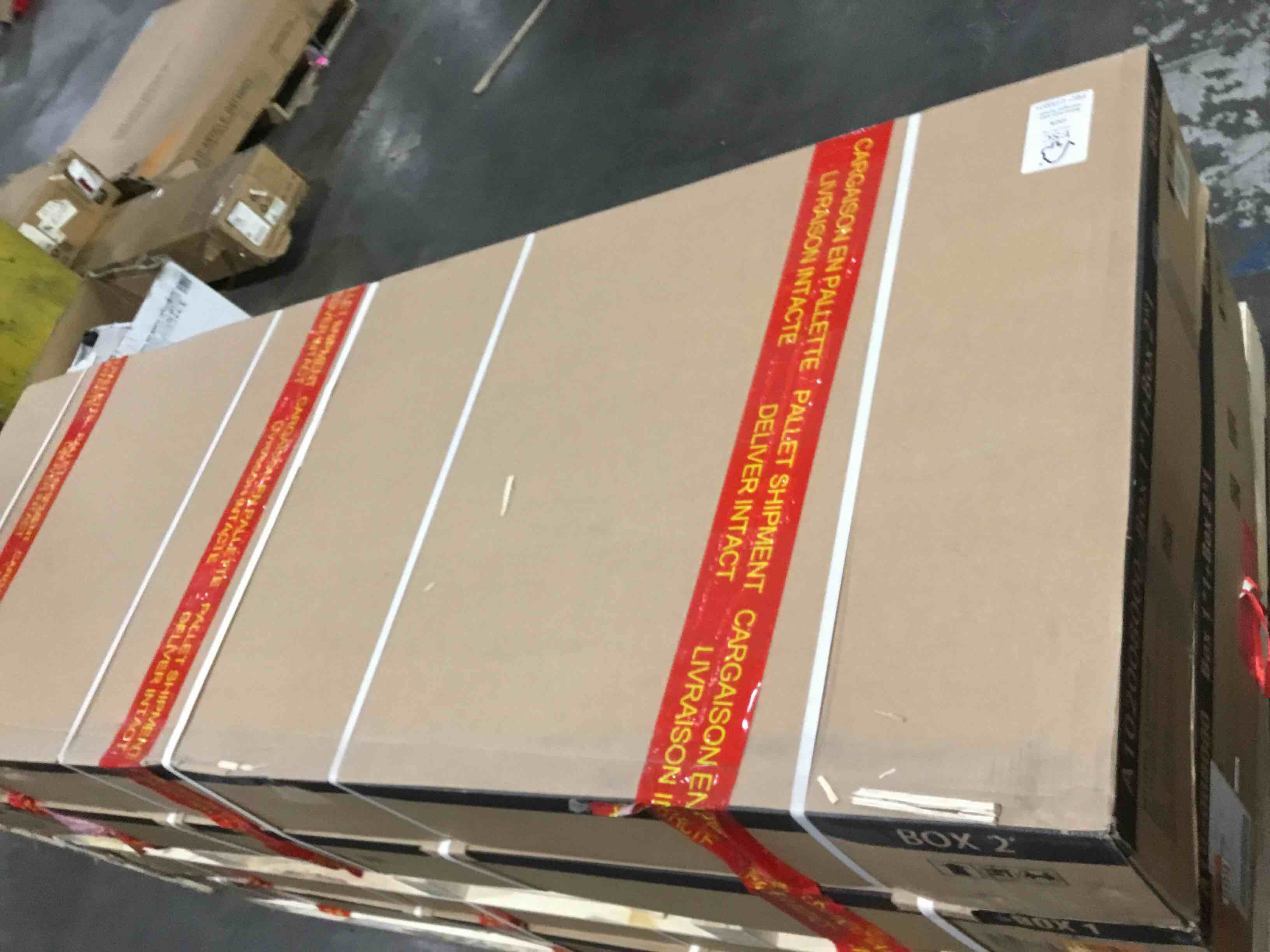 https://s3.amazonaws.com/lotting-images-prod/bidfta/YEL4631359_1691159882442.jpeg