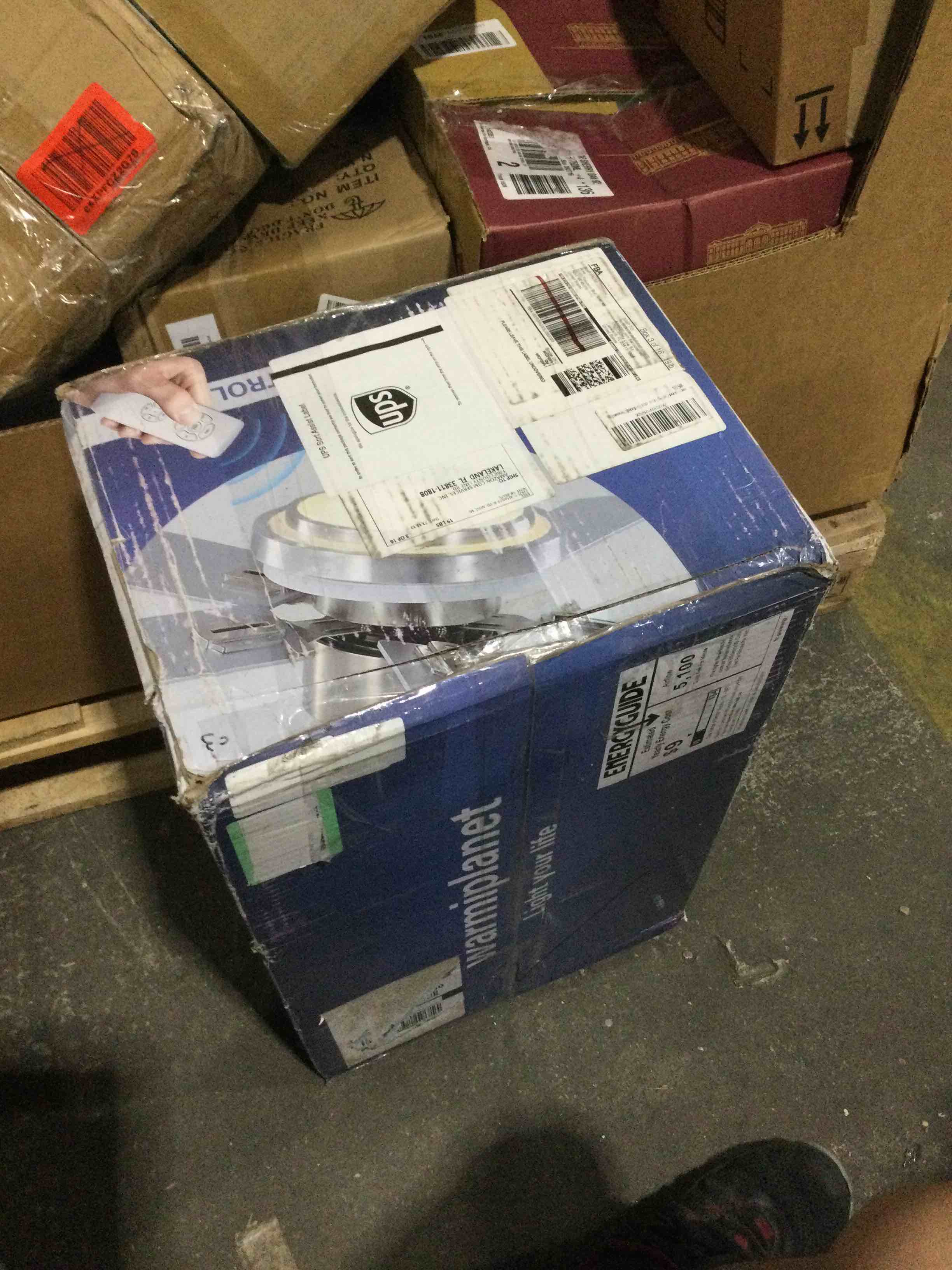 https://s3.amazonaws.com/lotting-images-prod/bidfta/YEL4637169_1686854277985.jpeg