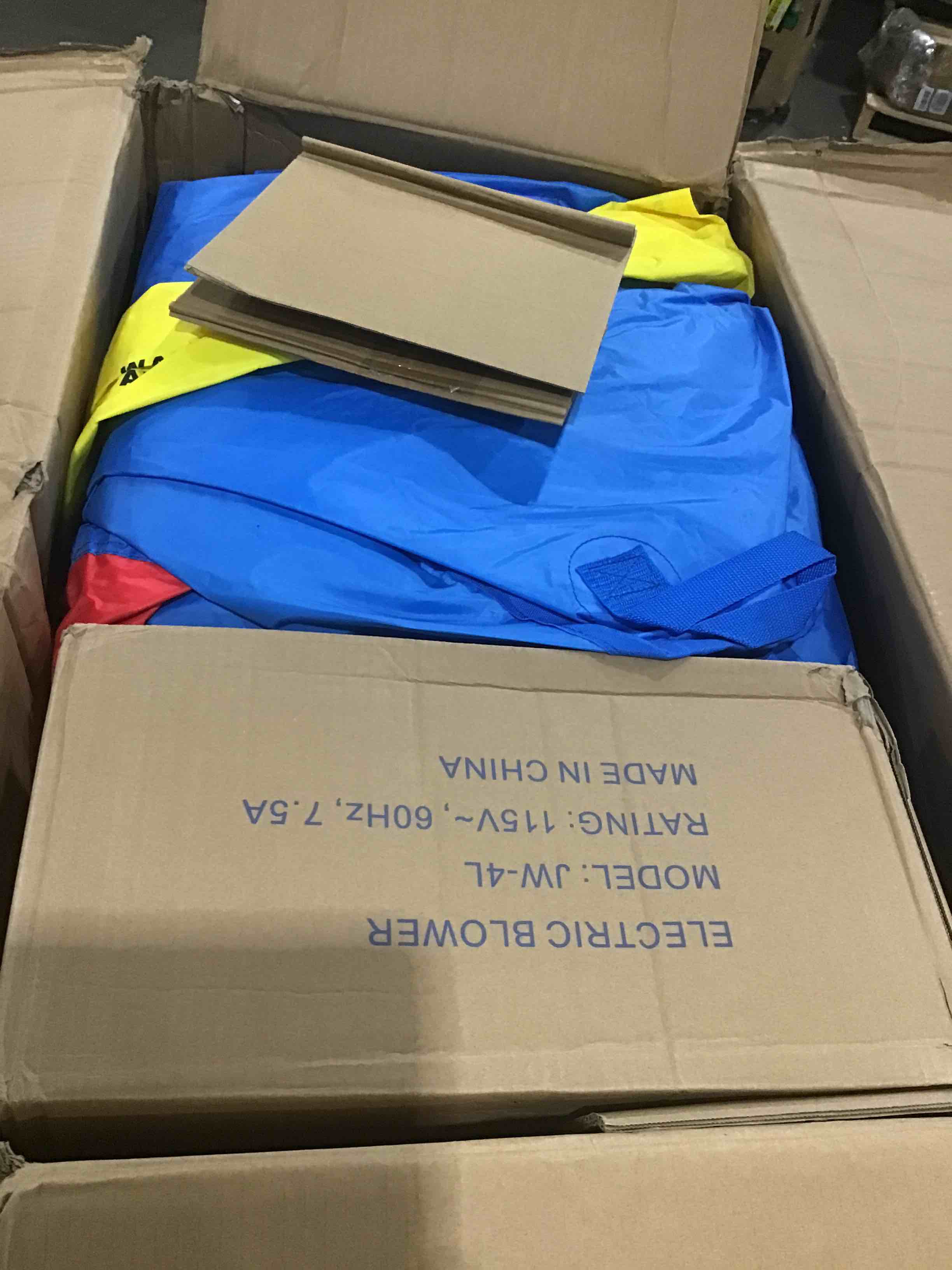 https://s3.amazonaws.com/lotting-images-prod/bidfta/YEL4639940_1689618946991.jpeg