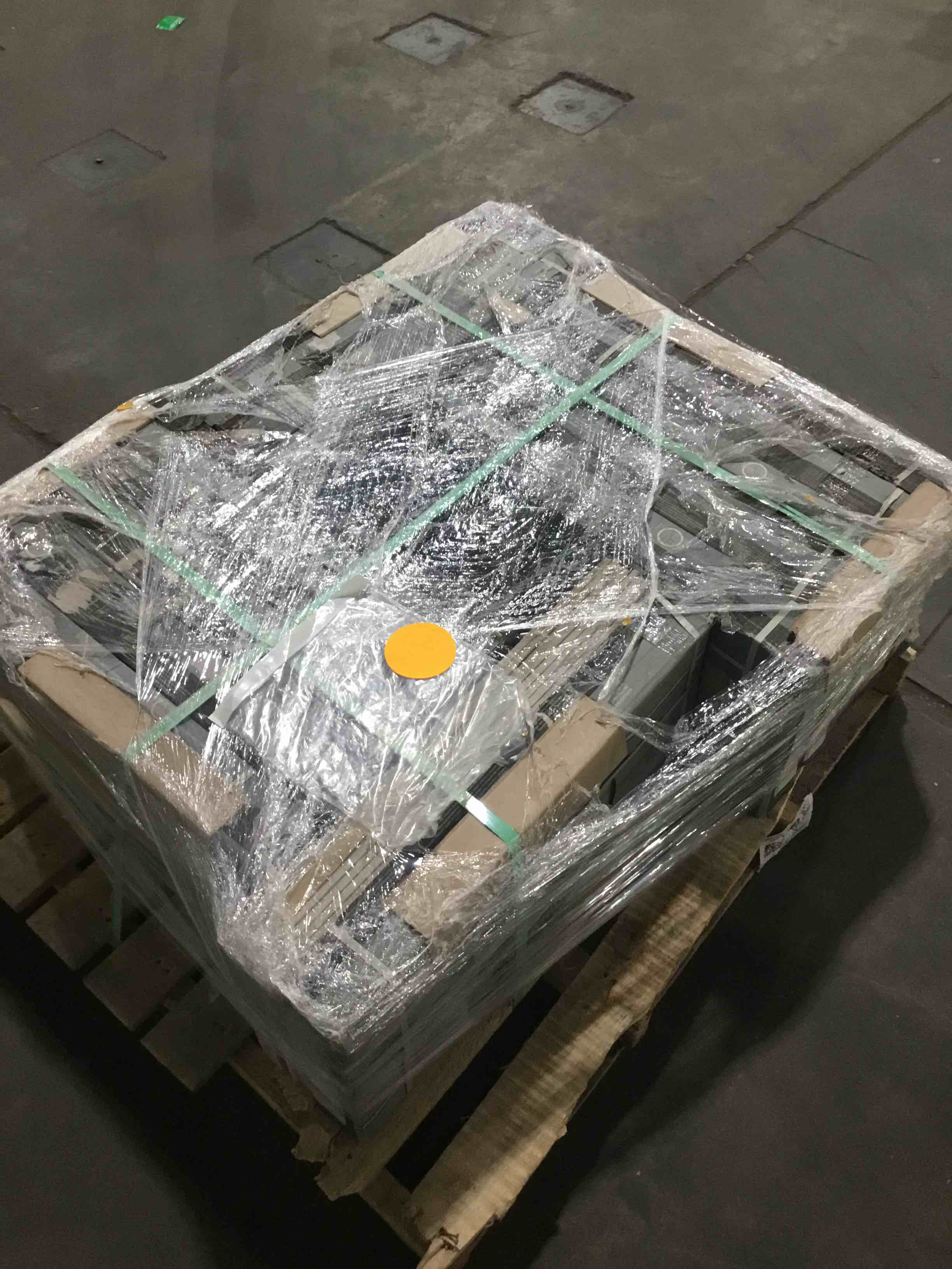 https://s3.amazonaws.com/lotting-images-prod/bidfta/YEL4643532_1703095700612.jpeg