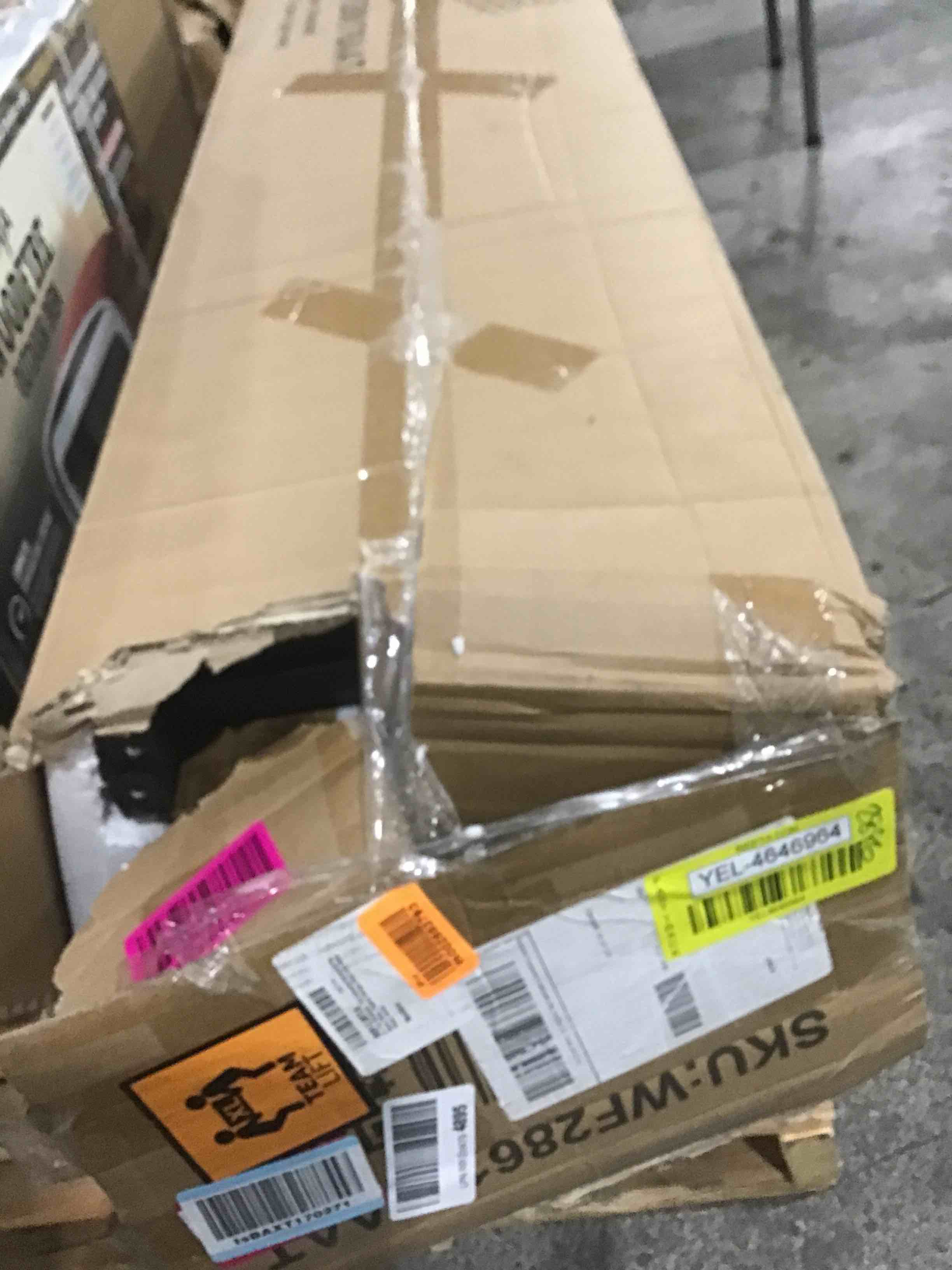 https://s3.amazonaws.com/lotting-images-prod/bidfta/YEL4646964_1702912097954.jpeg