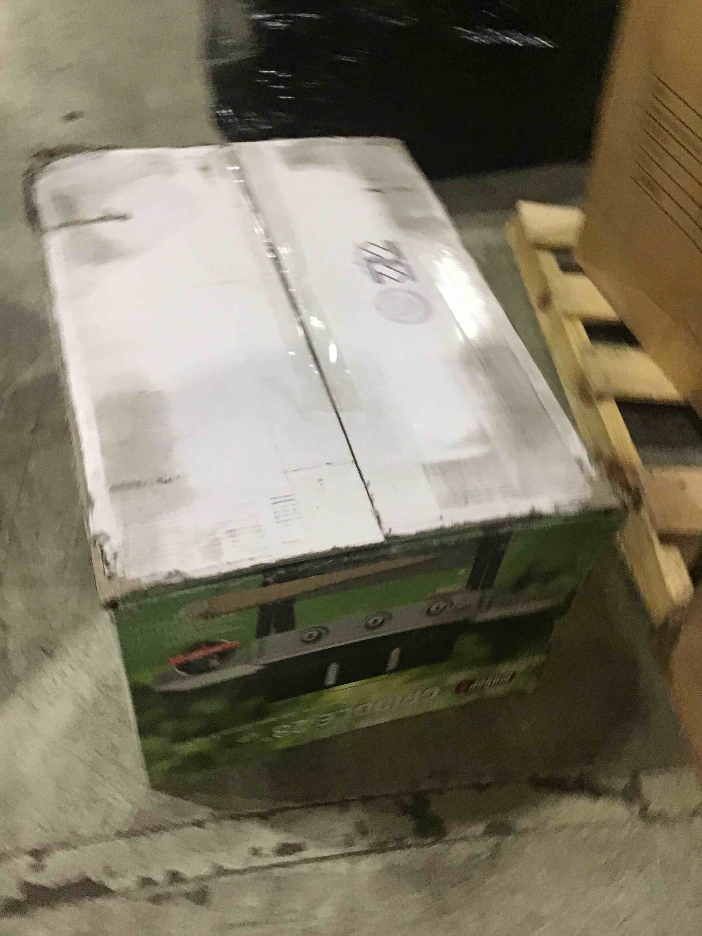 https://s3.amazonaws.com/lotting-images-prod/bidfta/YEL4647164_1703265894311.jpeg