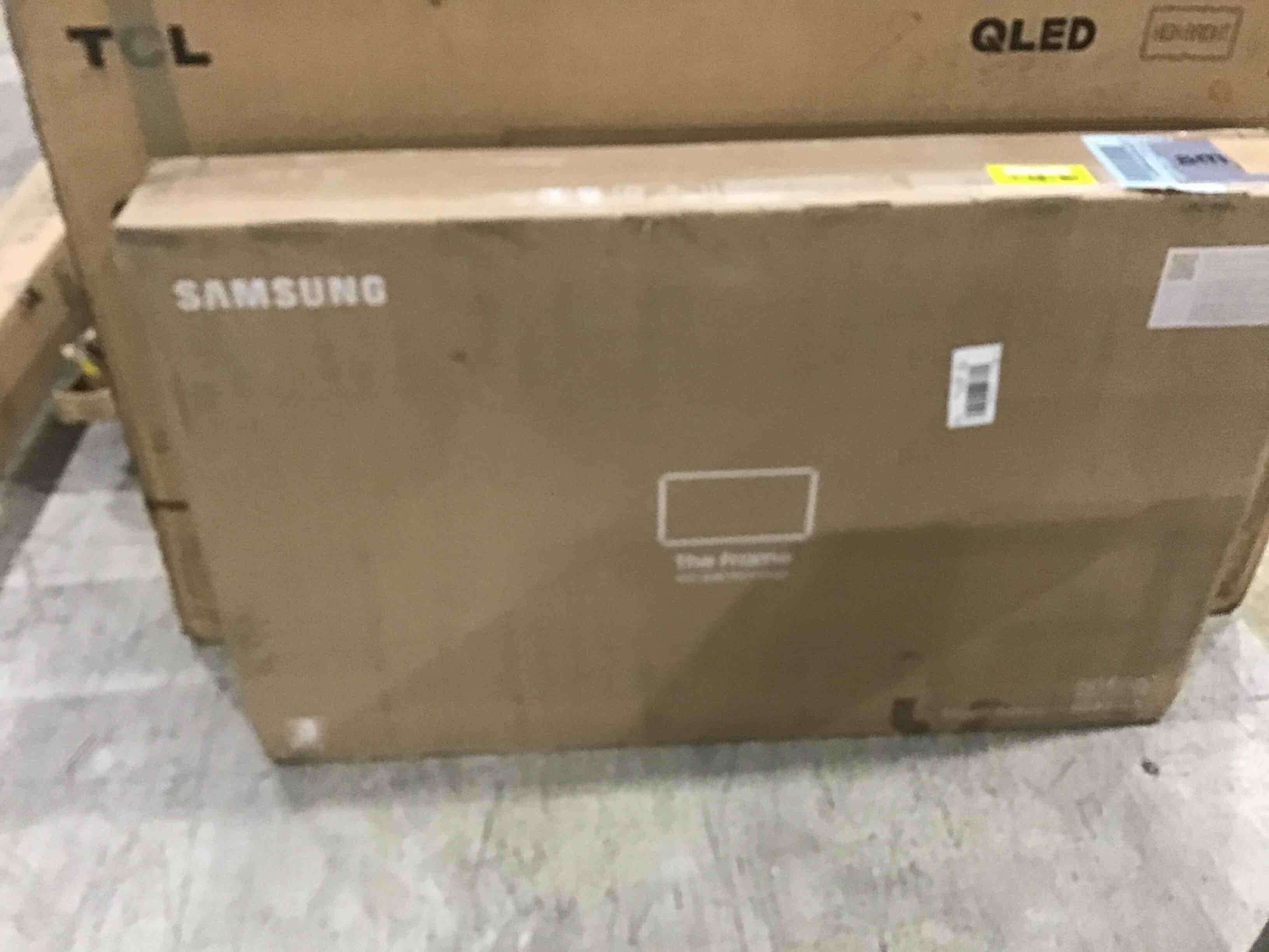 https://s3.amazonaws.com/lotting-images-prod/bidfta/YEL4647181_1703271881894.jpeg