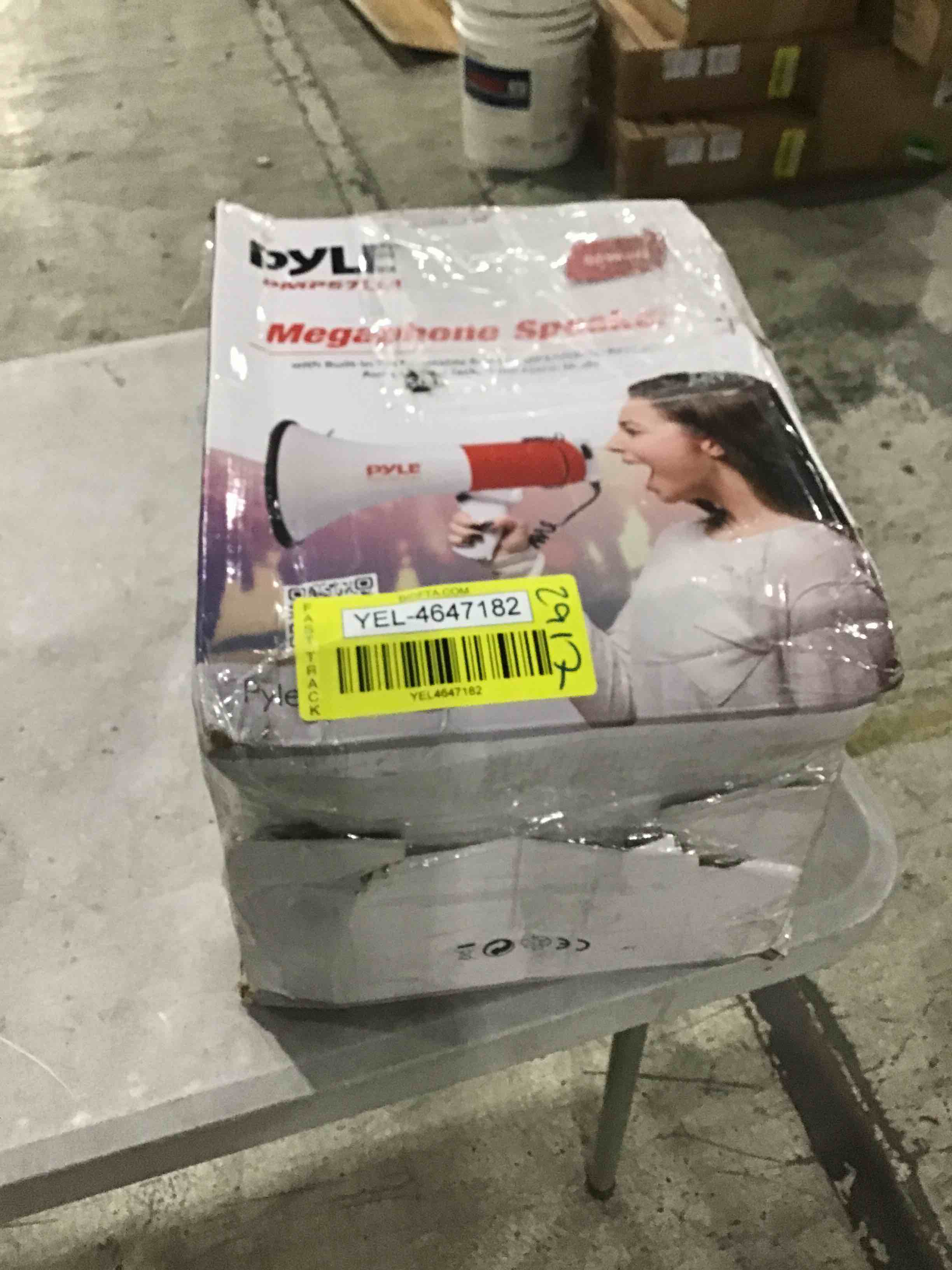 https://s3.amazonaws.com/lotting-images-prod/bidfta/YEL4647182_1703272037008.jpeg