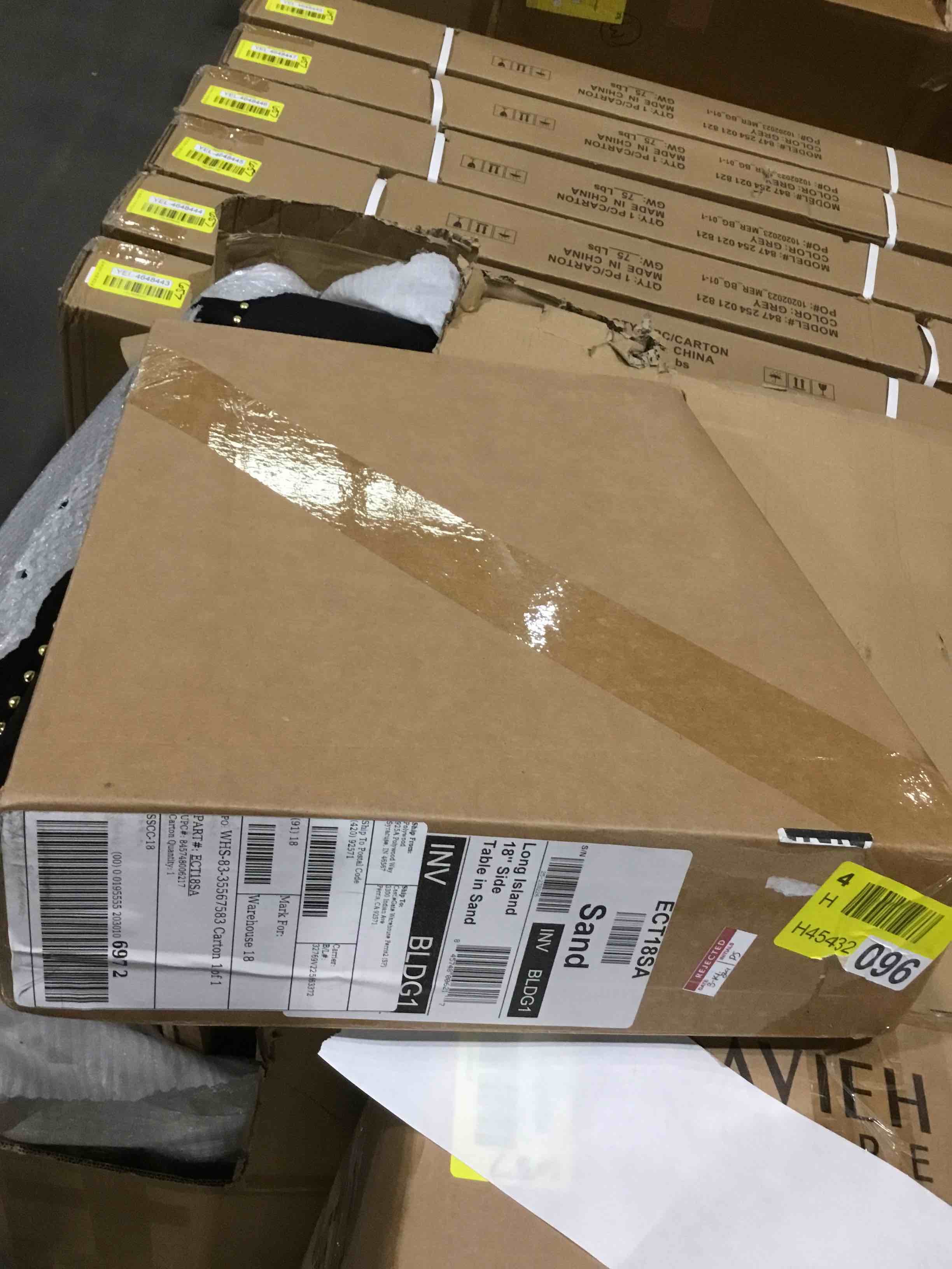https://s3.amazonaws.com/lotting-images-prod/bidfta/YEL4648453_1711032020981.jpeg