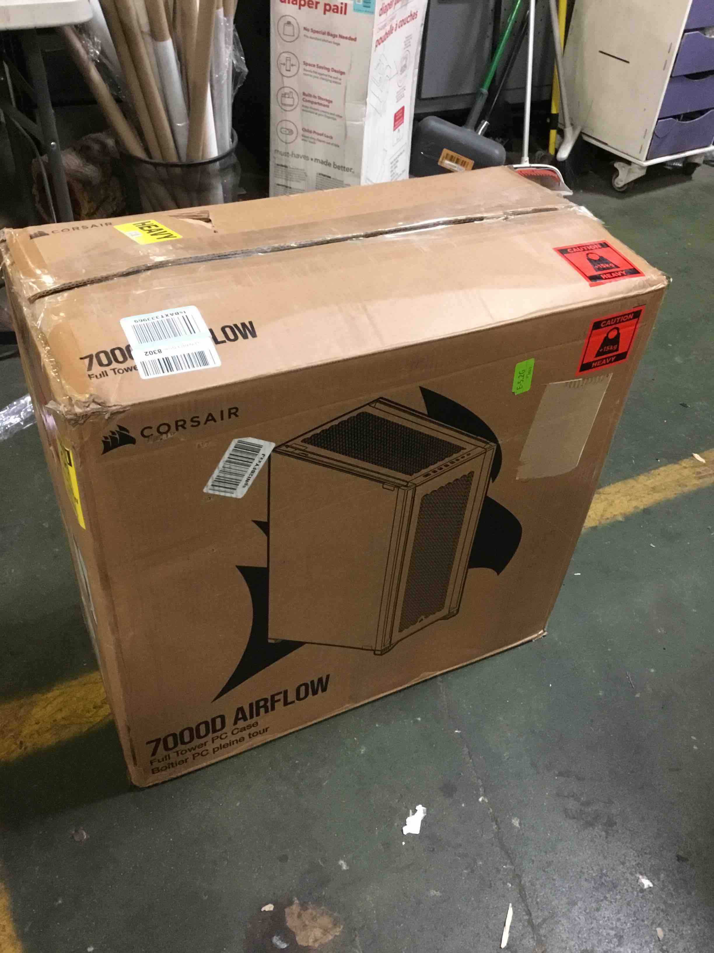 https://s3.amazonaws.com/lotting-images-prod/bidfta/YEL4663915_1679596982649.jpeg