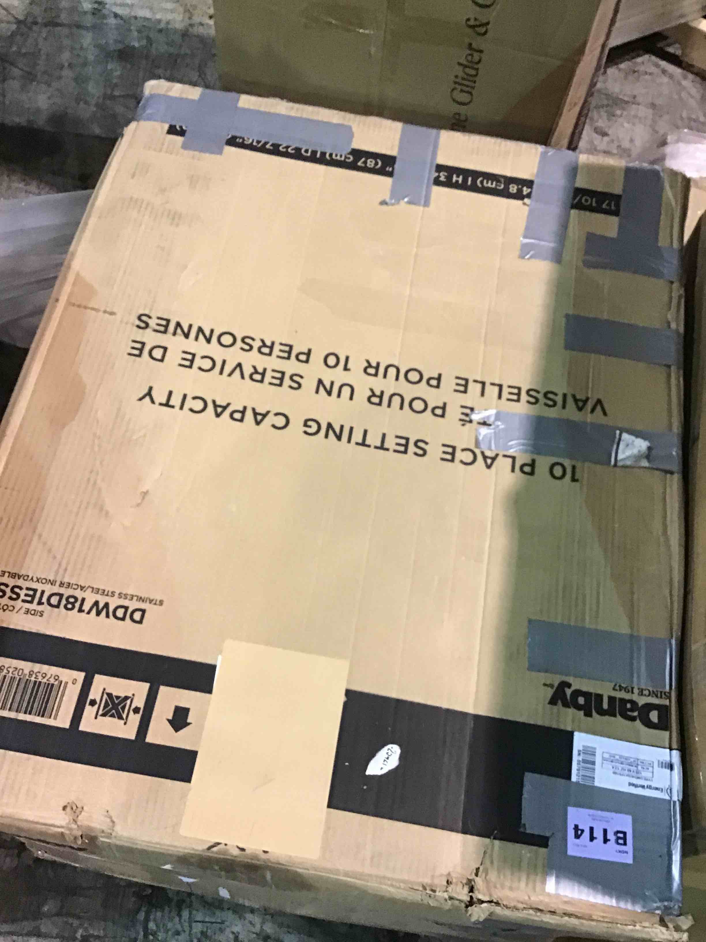 https://s3.amazonaws.com/lotting-images-prod/bidfta/YEL4716553_1687785165682.jpeg