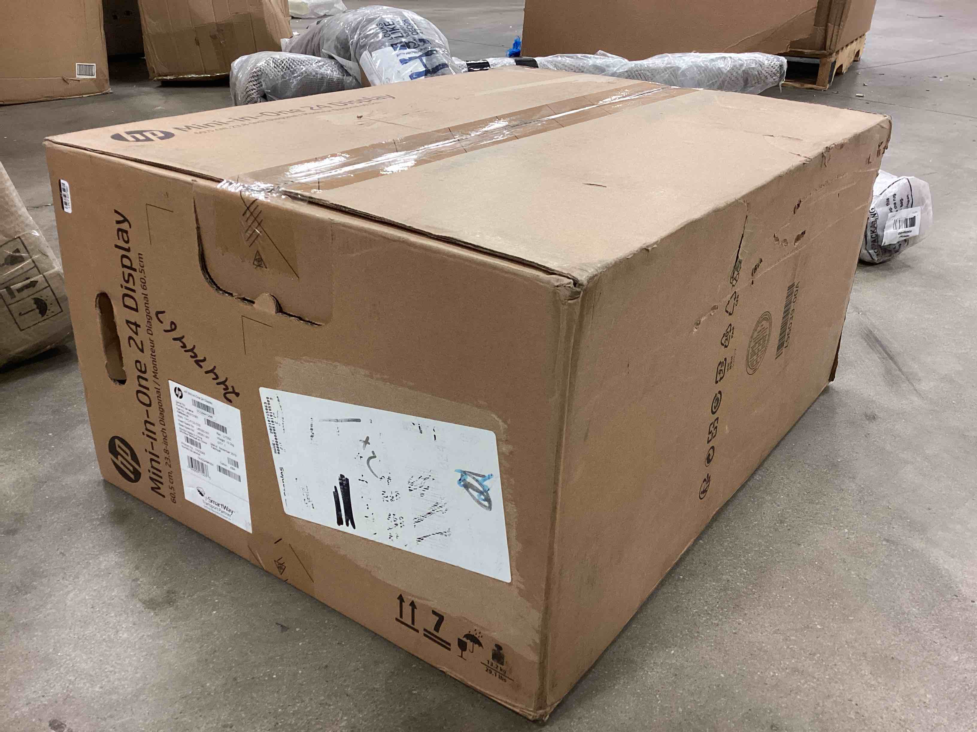 https://s3.amazonaws.com/lotting-images-prod/bidfta/YEL4725652_1690384287883.jpeg