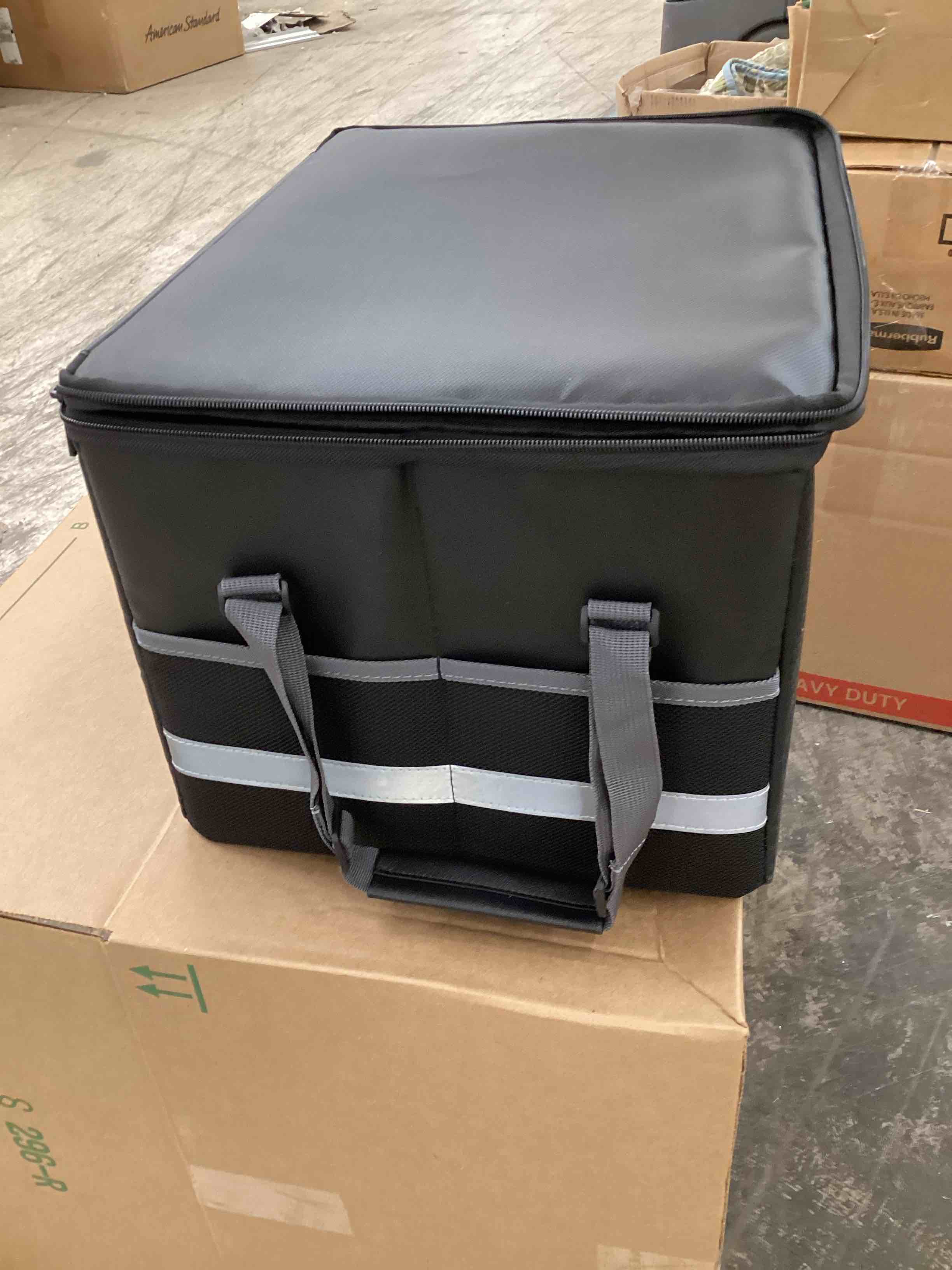 https://s3.amazonaws.com/lotting-images-prod/bidfta/YEL4733271_1698341046452.jpeg
