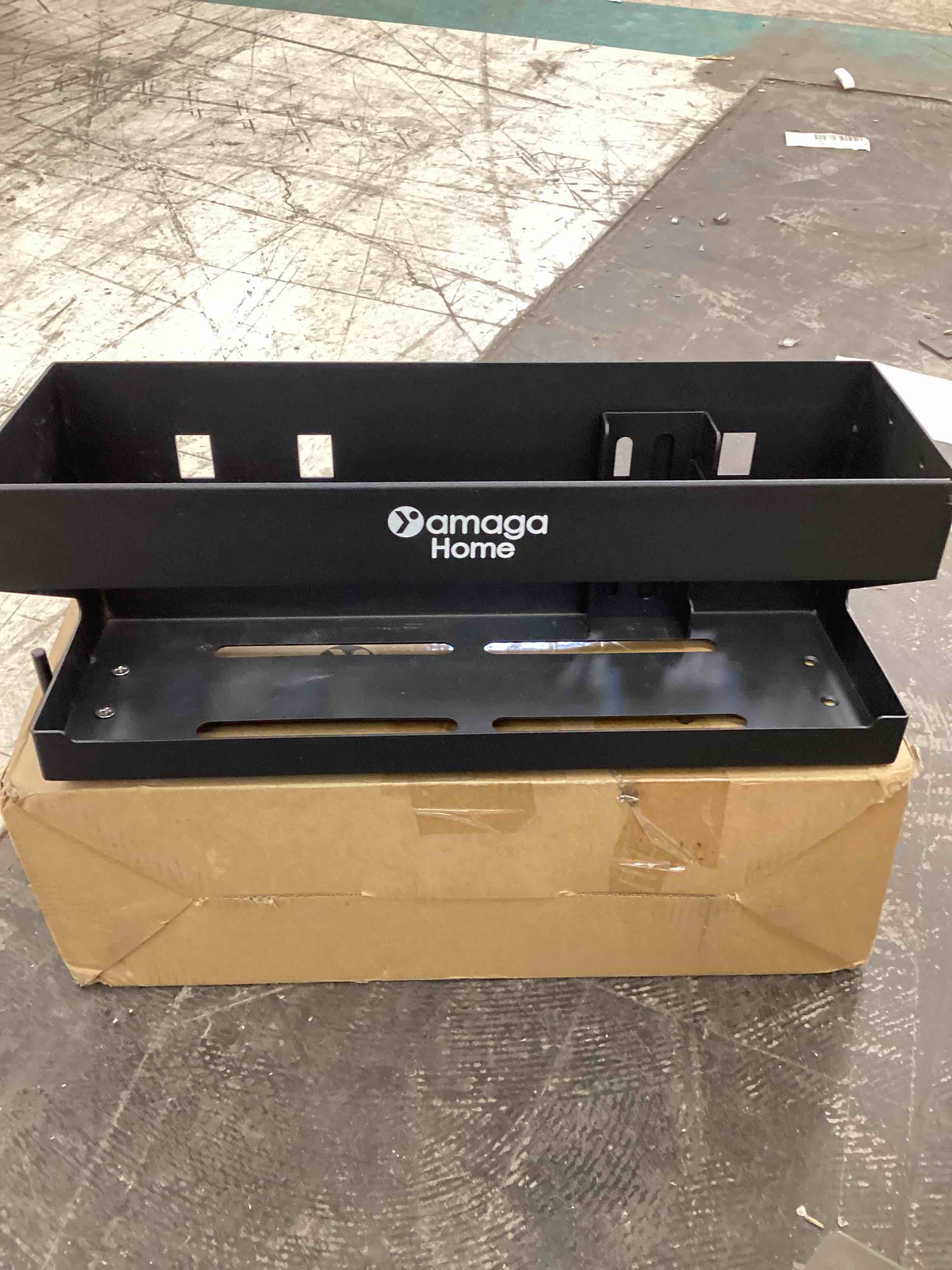 https://s3.amazonaws.com/lotting-images-prod/bidfta/YEL4733280_1698345571663.jpeg
