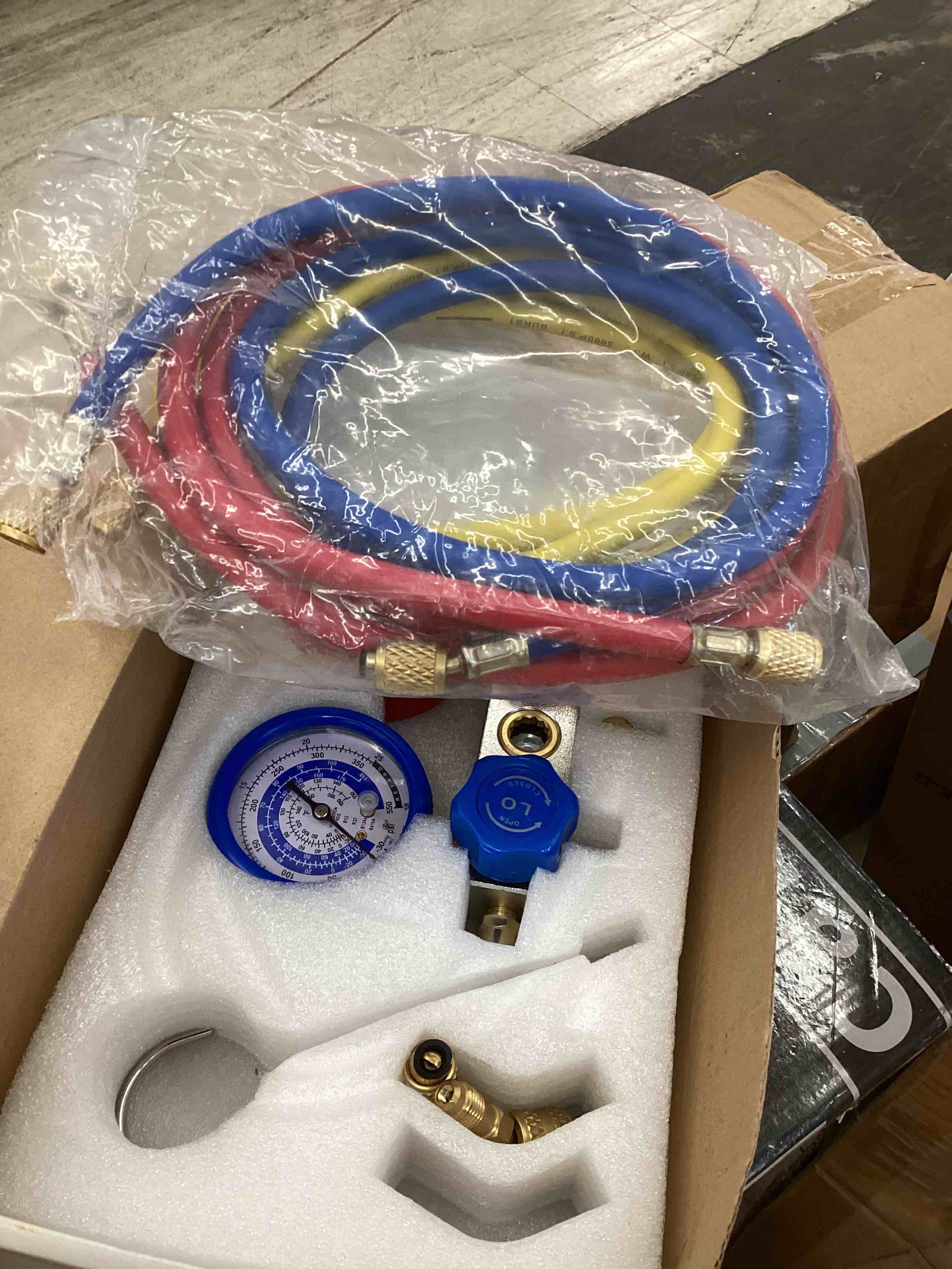 https://s3.amazonaws.com/lotting-images-prod/bidfta/YEL4733323_1698418224519.jpeg