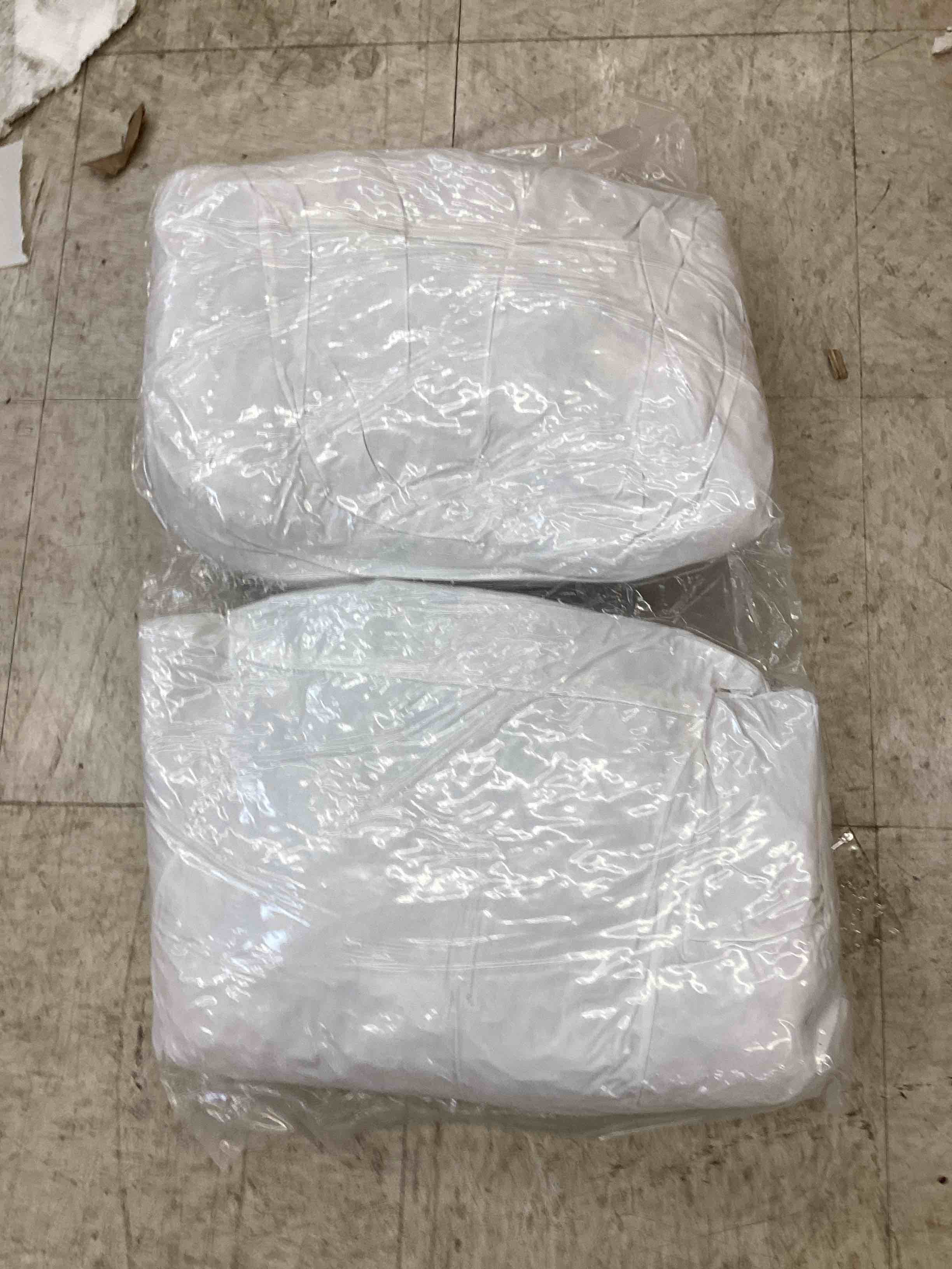 https://s3.amazonaws.com/lotting-images-prod/bidfta/YEL4733325_1698417236790.jpeg