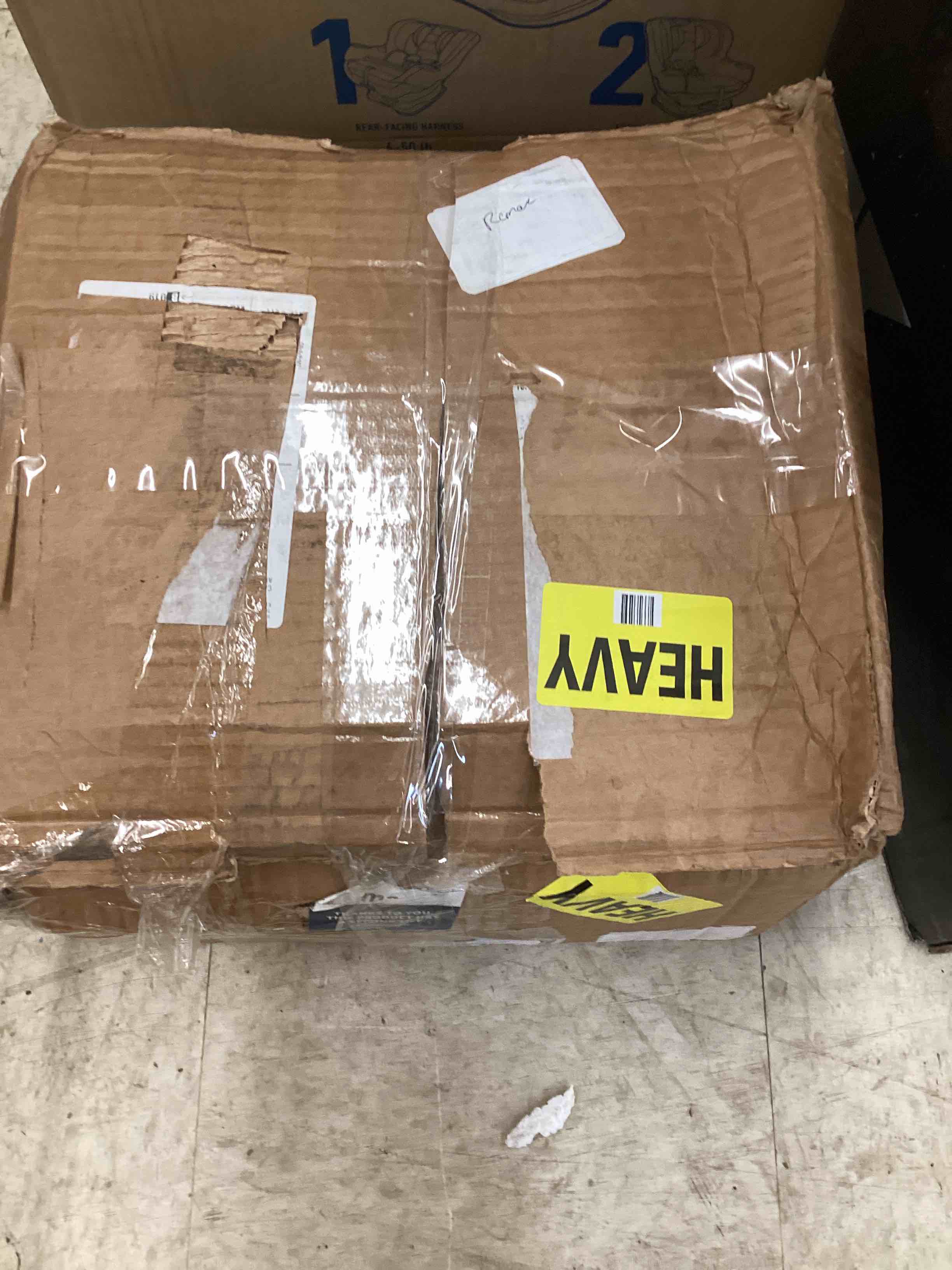 https://s3.amazonaws.com/lotting-images-prod/bidfta/YEL4733331_1698424861122.jpeg