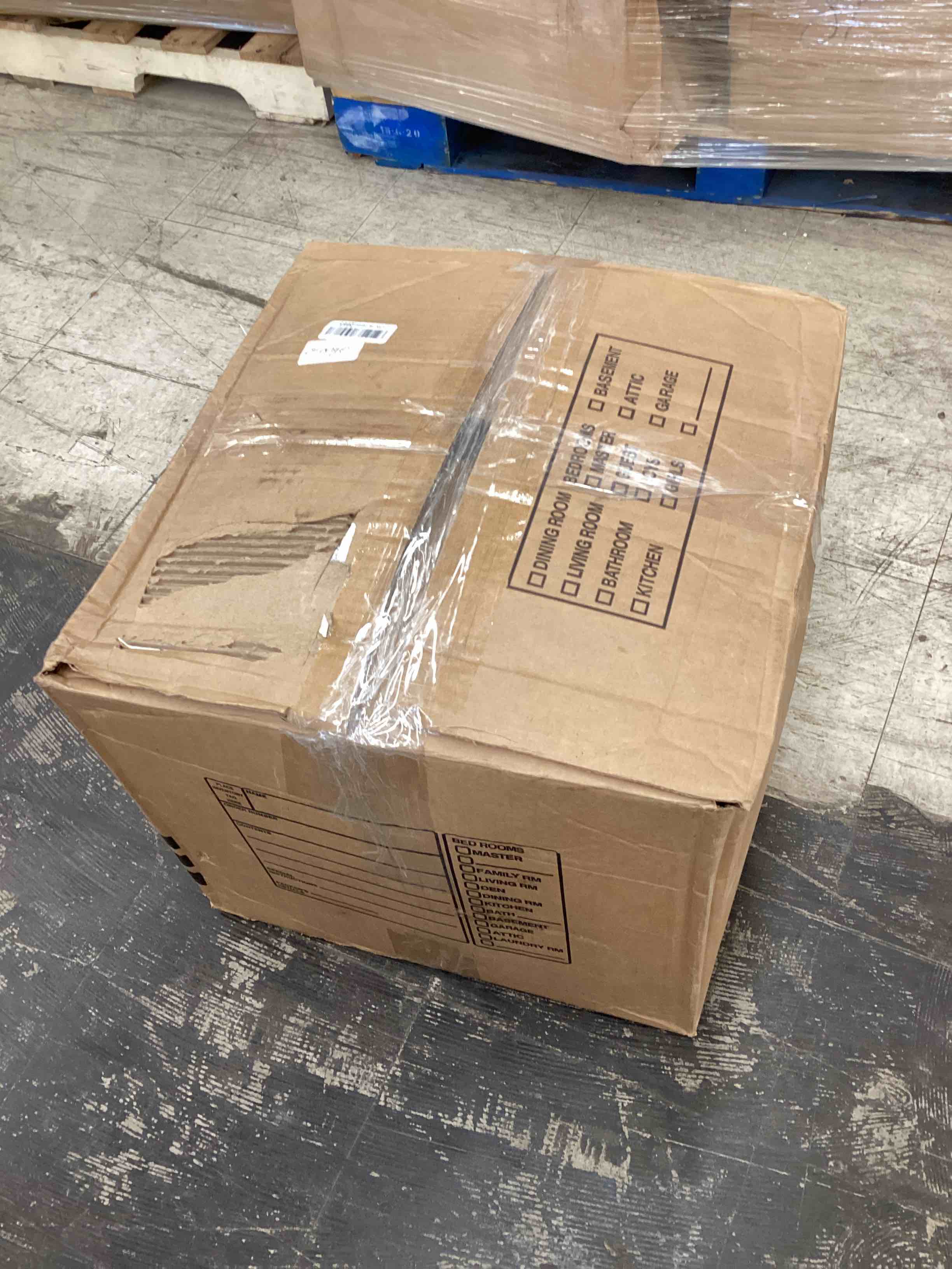 https://s3.amazonaws.com/lotting-images-prod/bidfta/YEL4733337_1698422319148.jpeg