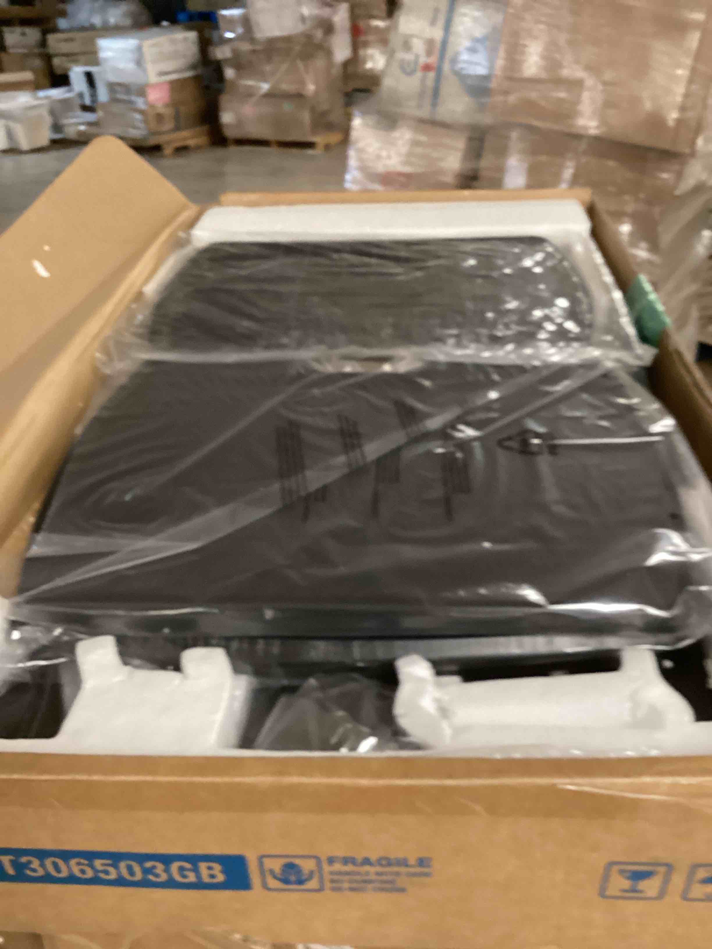 https://s3.amazonaws.com/lotting-images-prod/bidfta/YEL4734976_1692640909059.jpeg
