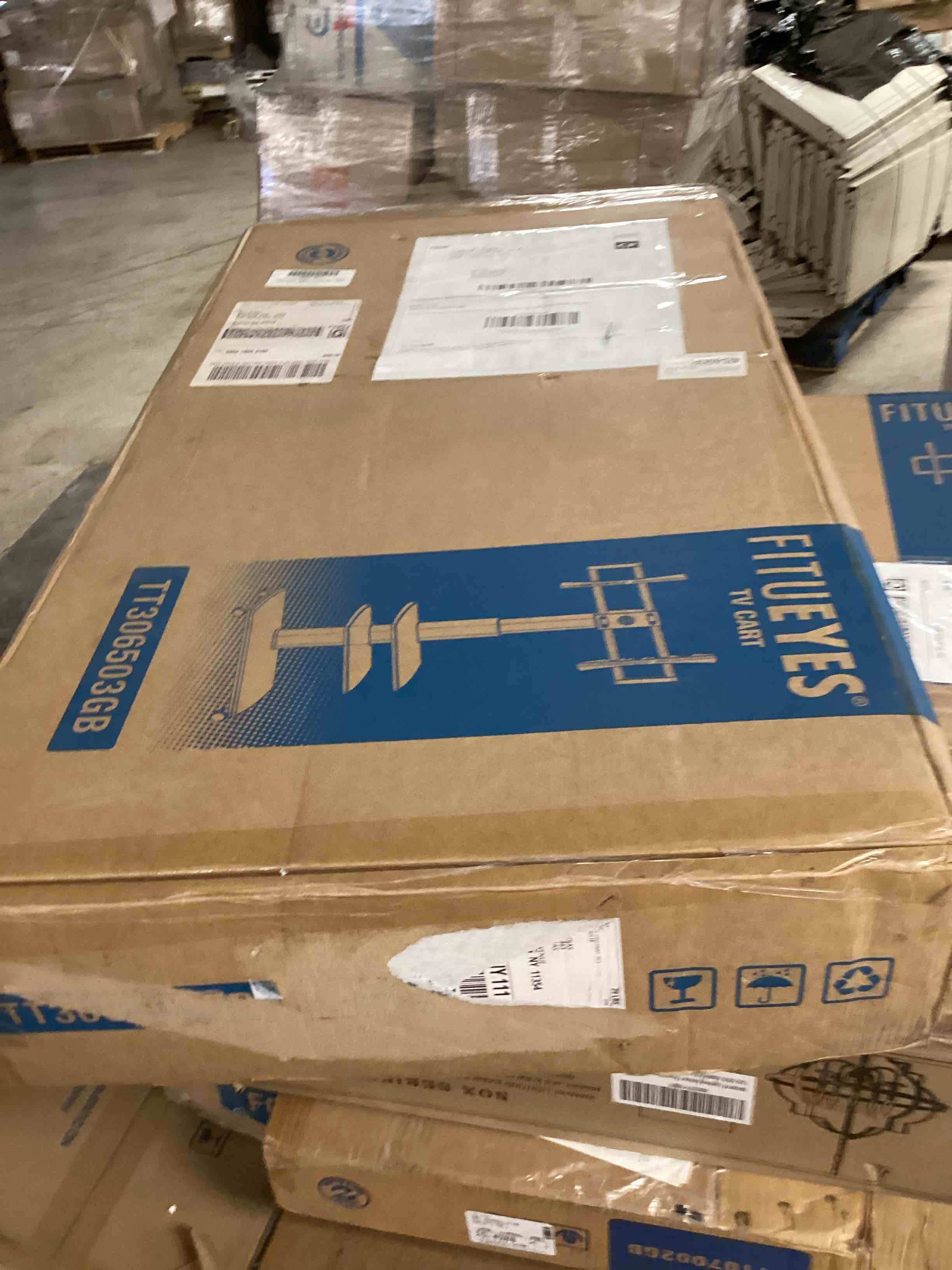 https://s3.amazonaws.com/lotting-images-prod/bidfta/YEL4734976_1692641008177.jpeg