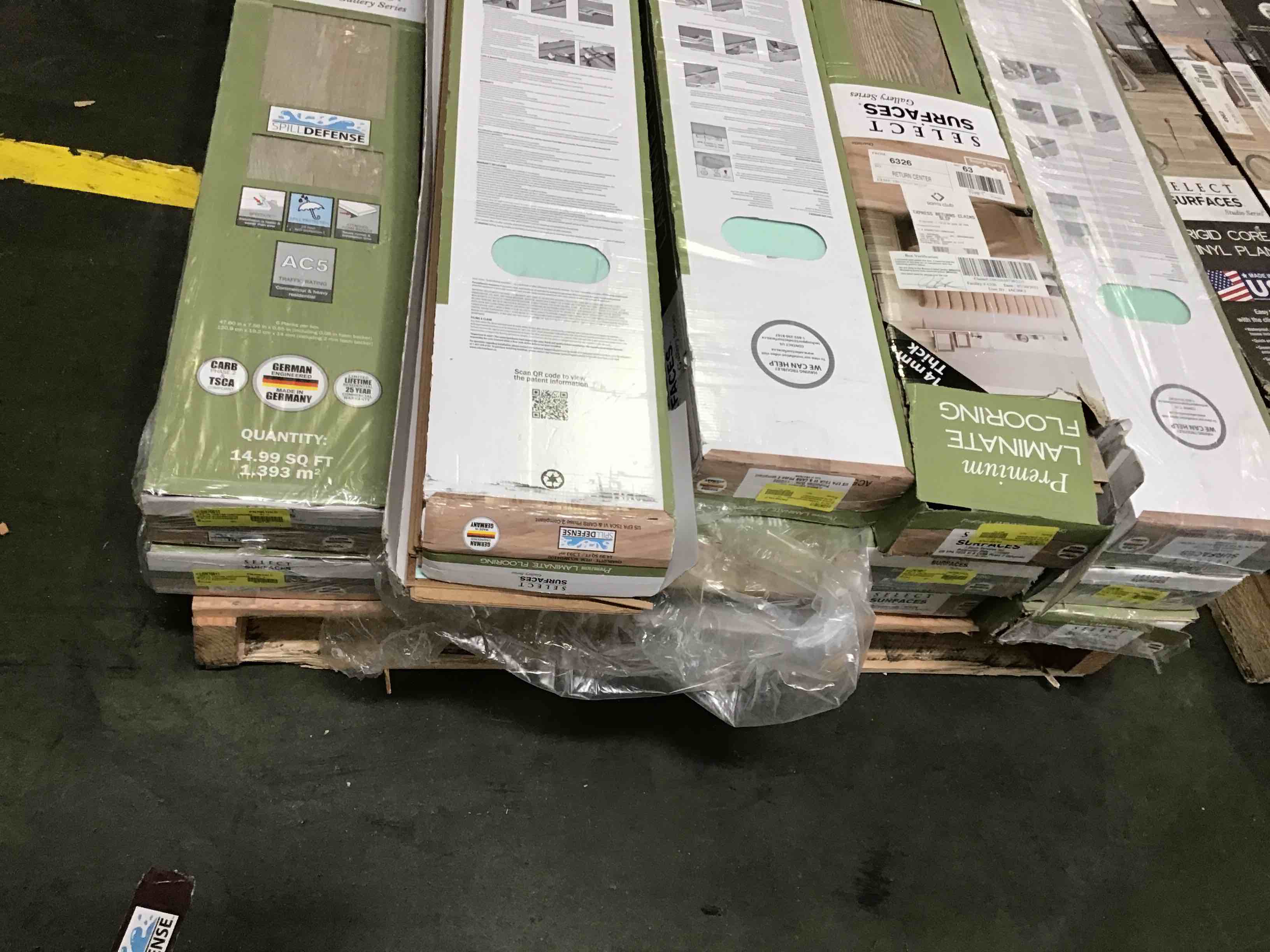 https://s3.amazonaws.com/lotting-images-prod/bidfta/YEL4753433_1695741502360.jpeg